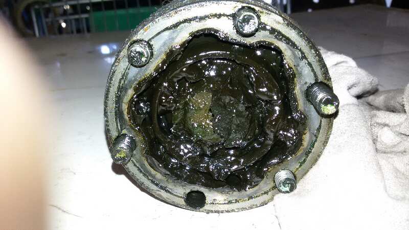 TRANSMISION DELANTERA IZQUIERDA VOLKSWAGEN POLO AEF