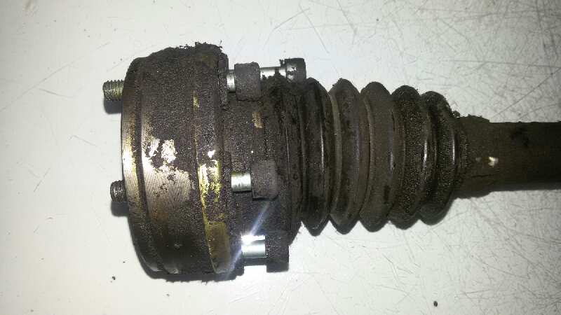 TRANSMISION DELANTERA IZQUIERDA VOLKSWAGEN GOLF AKL