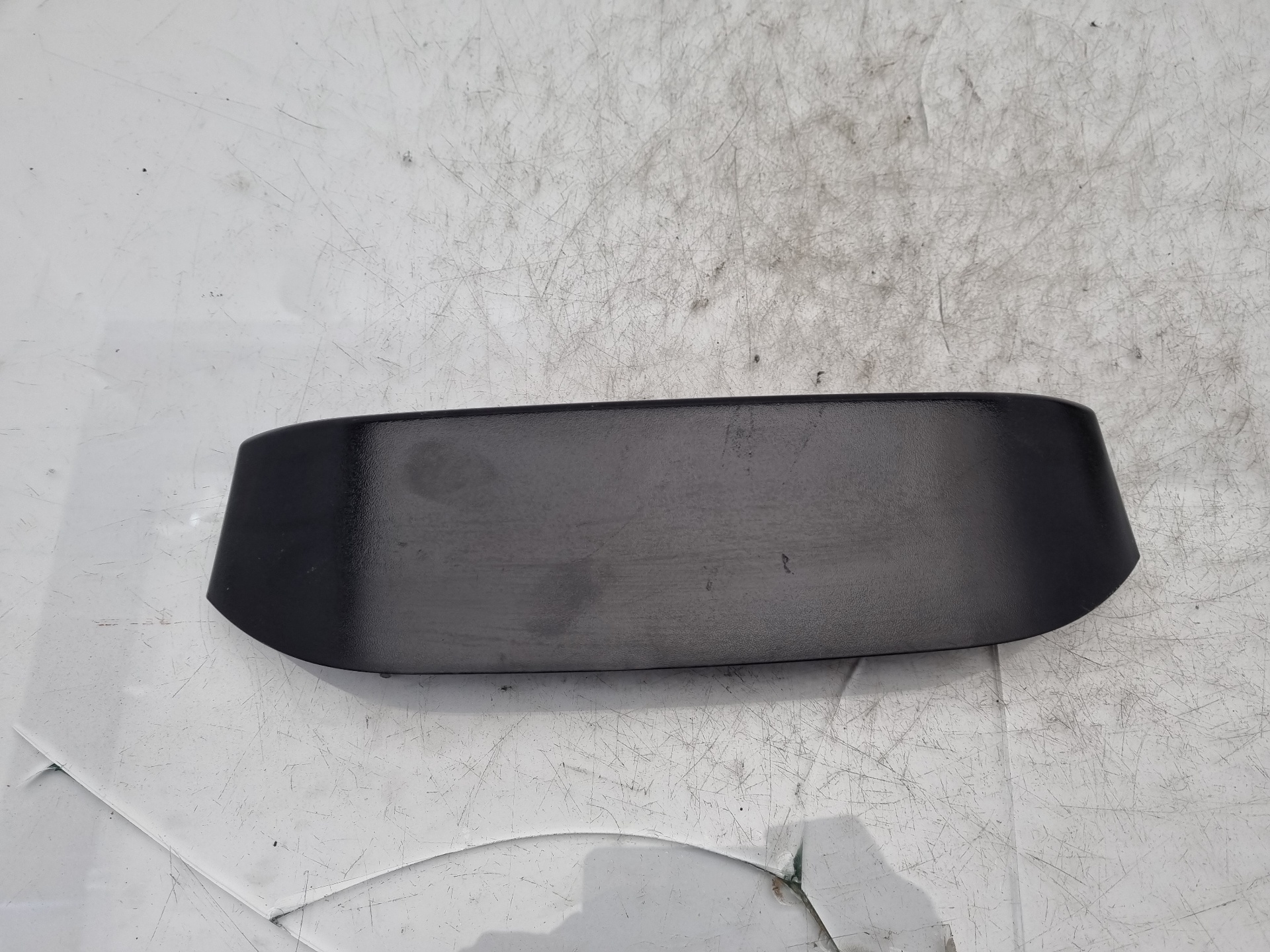 LUZ CENTRAL DE FRENO CHEVROLET AVEO B12S1