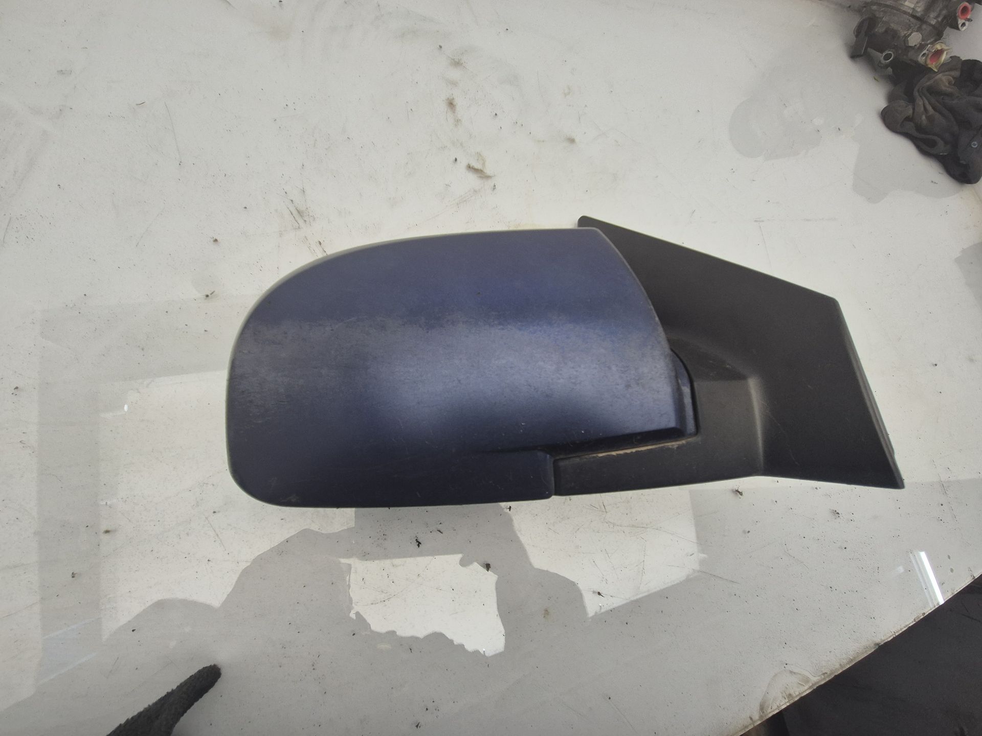 RETROVISOR DERECHO KIA CARENS 