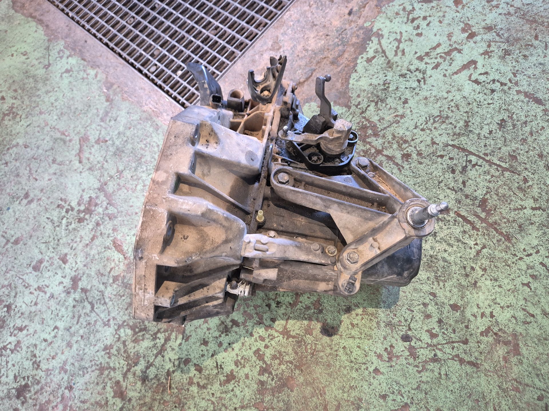 CAJA CAMBIOS RENAULT CLIO 
