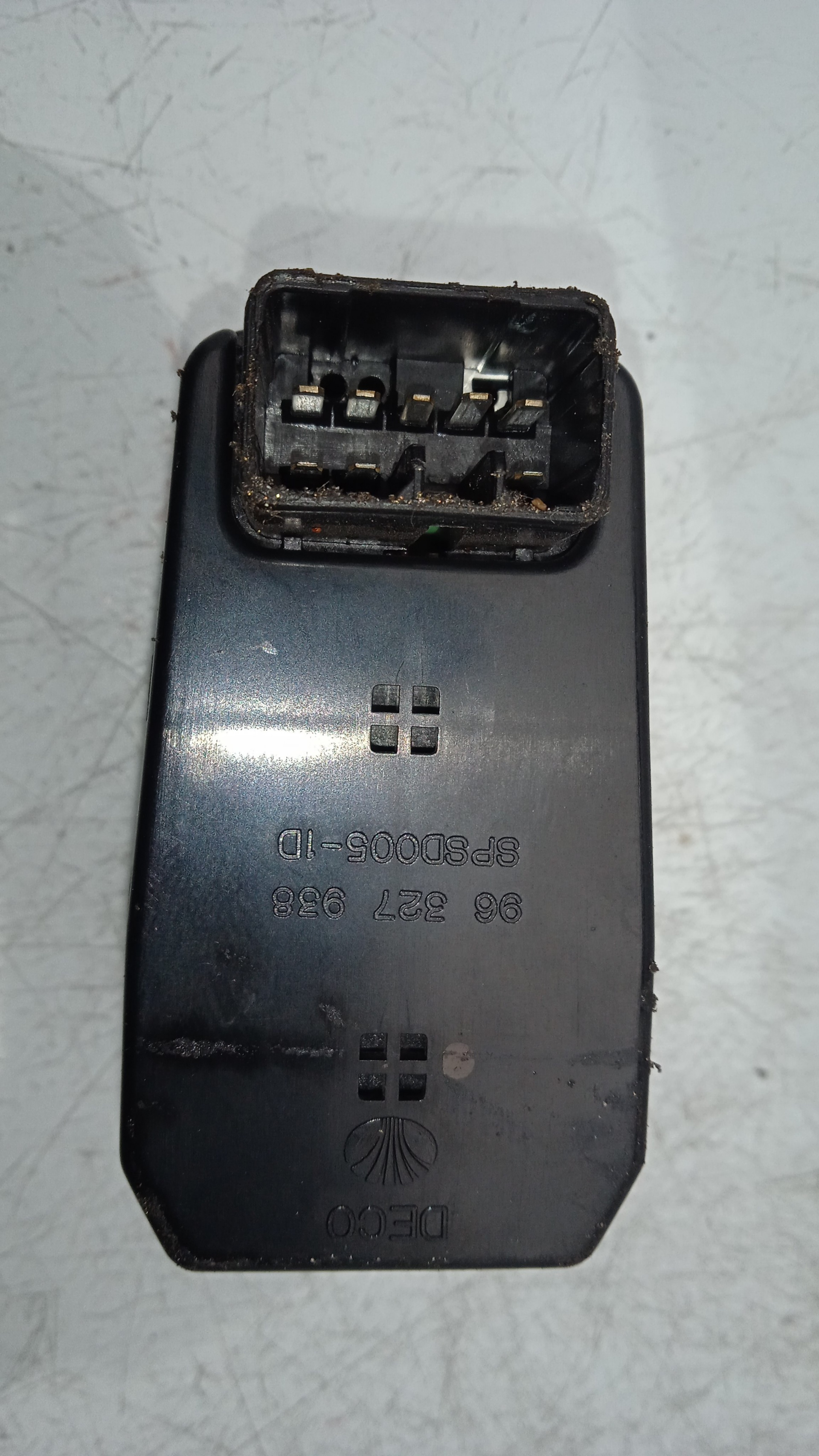 MANDO ELEVALUNAS DELANTERO DERECHO CHEVROLET EPICA Z20S