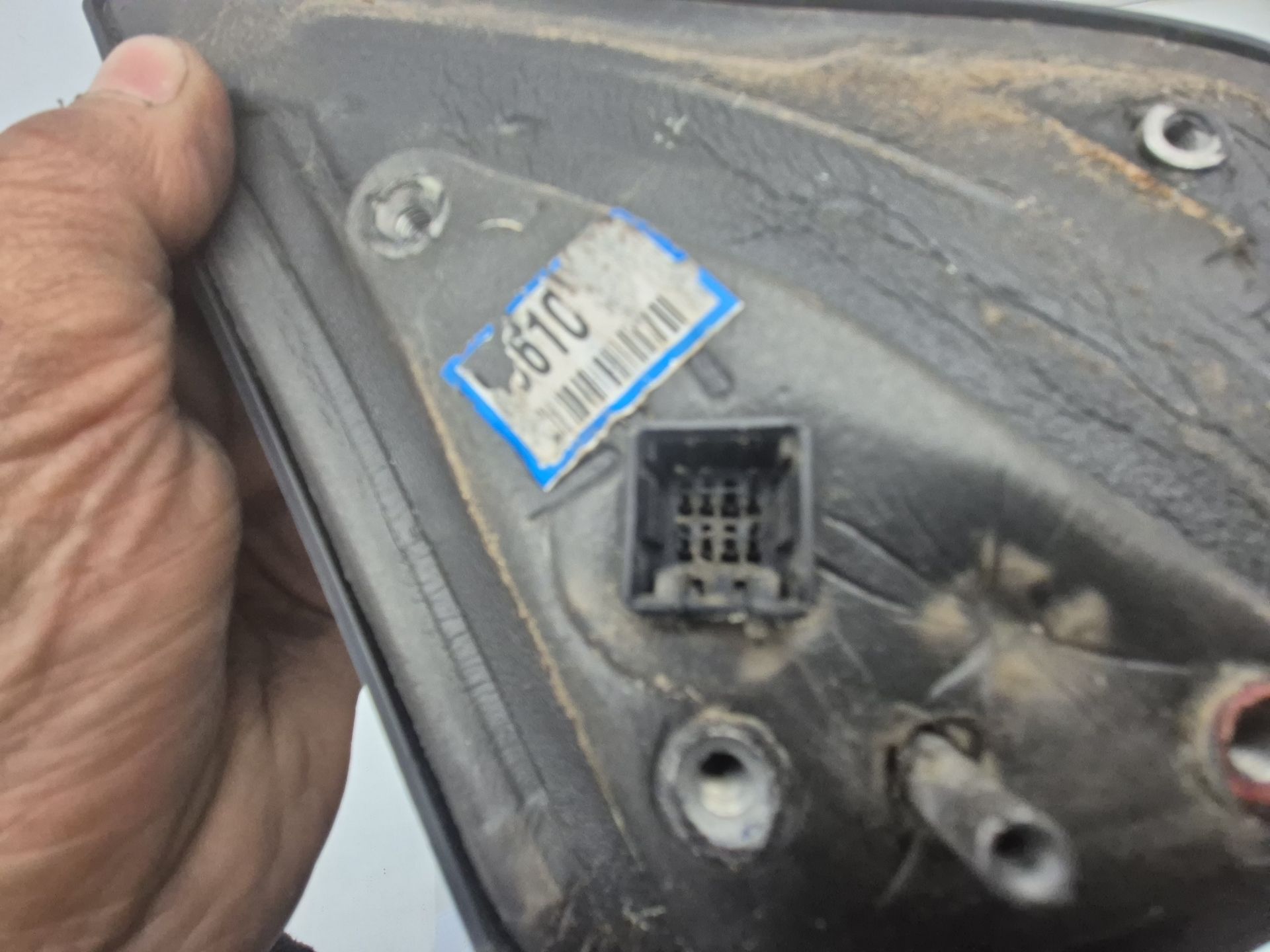 RETROVISOR IZQUIERDO KIA CARENS 