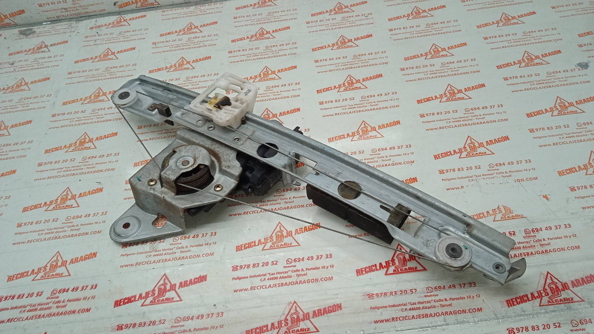 ELEVALUNAS TRASERO IZQUIERDO RENAULT MEGANE F9Q-B8