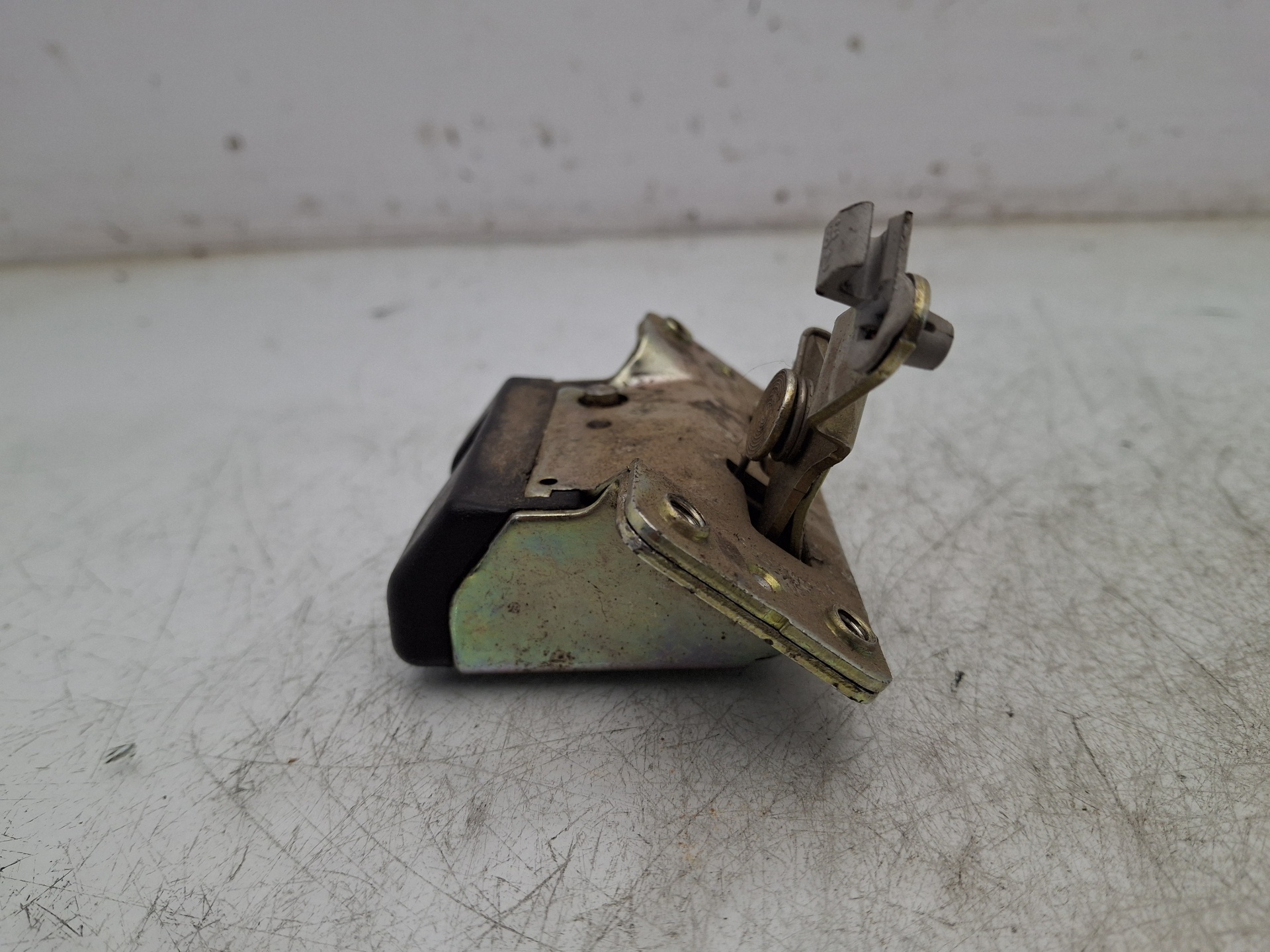 CERRADURA MALETERO / PORTON OPEL ASTRA X17DTL