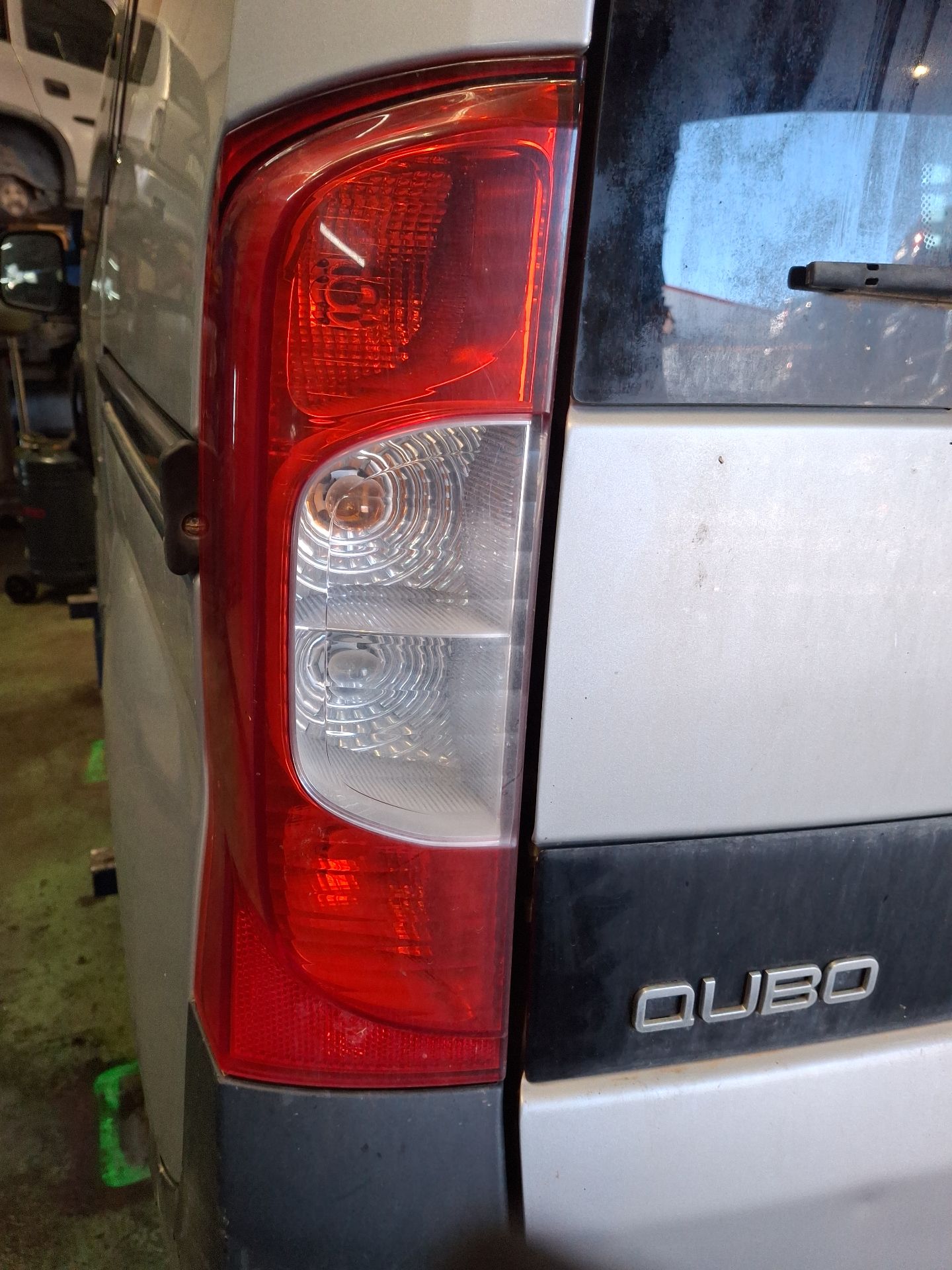  FIAT QUBO (225_) 1.3 D Multijet (225AXG1A, 225CXG1A, 225AXG11, 225CXG11)