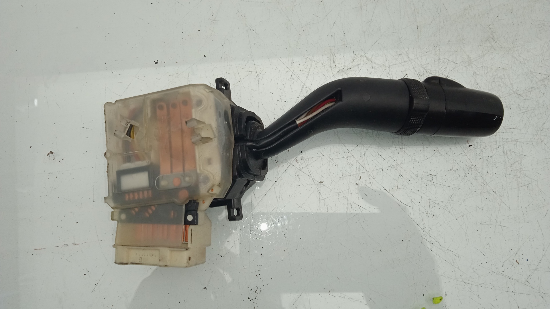 MANDO INTERMITENTES MAZDA 6 L8