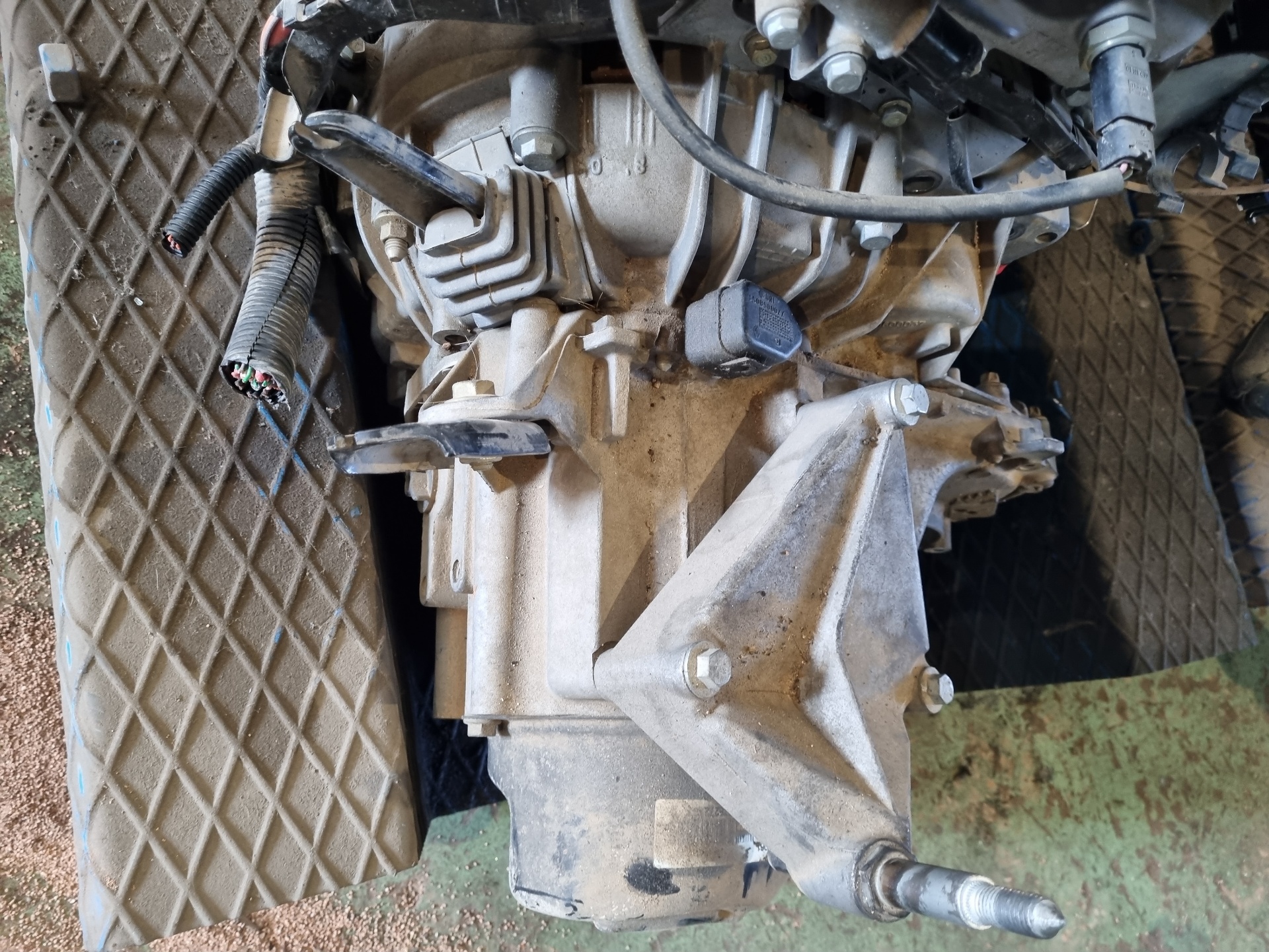 CAJA CAMBIOS RENAULT MEGANE K4J C7