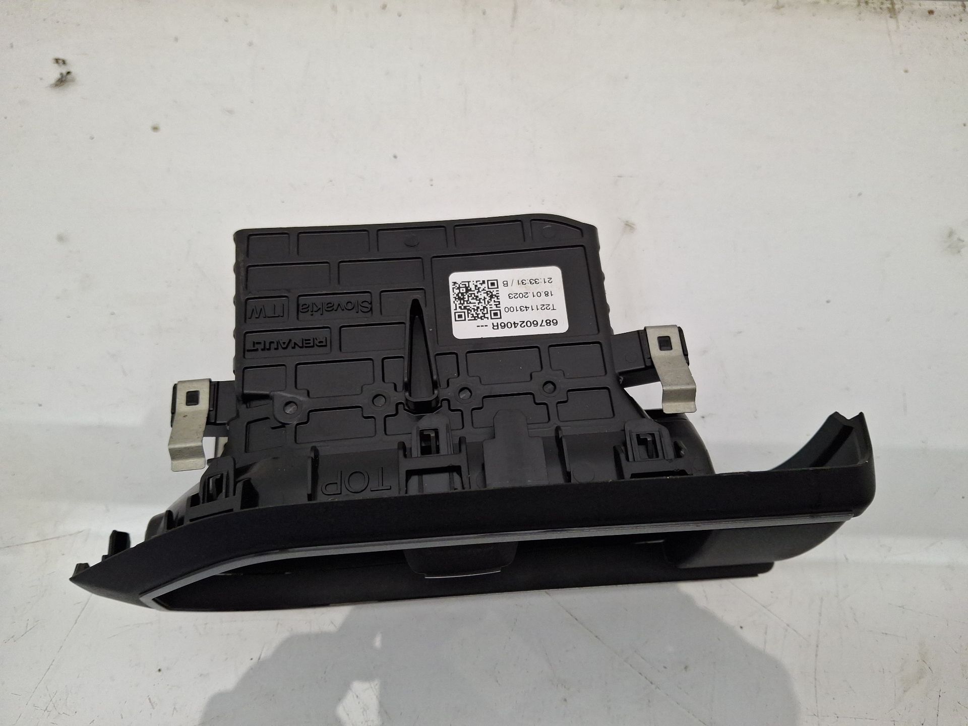 AIREADOR LATERAL DERECHO DACIA SANDERO 