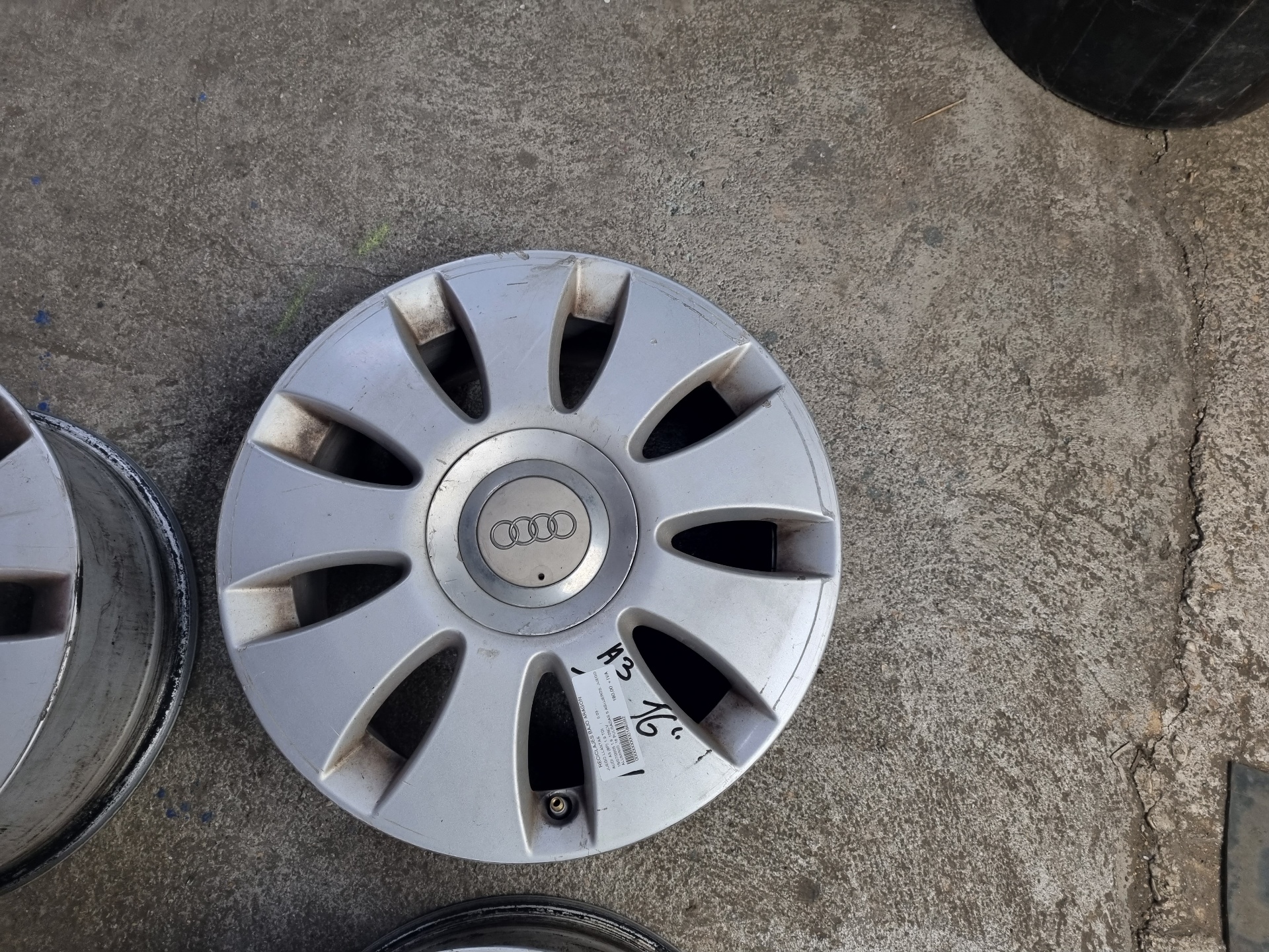 JUEGO LLANTAS AUDI A3 BKC