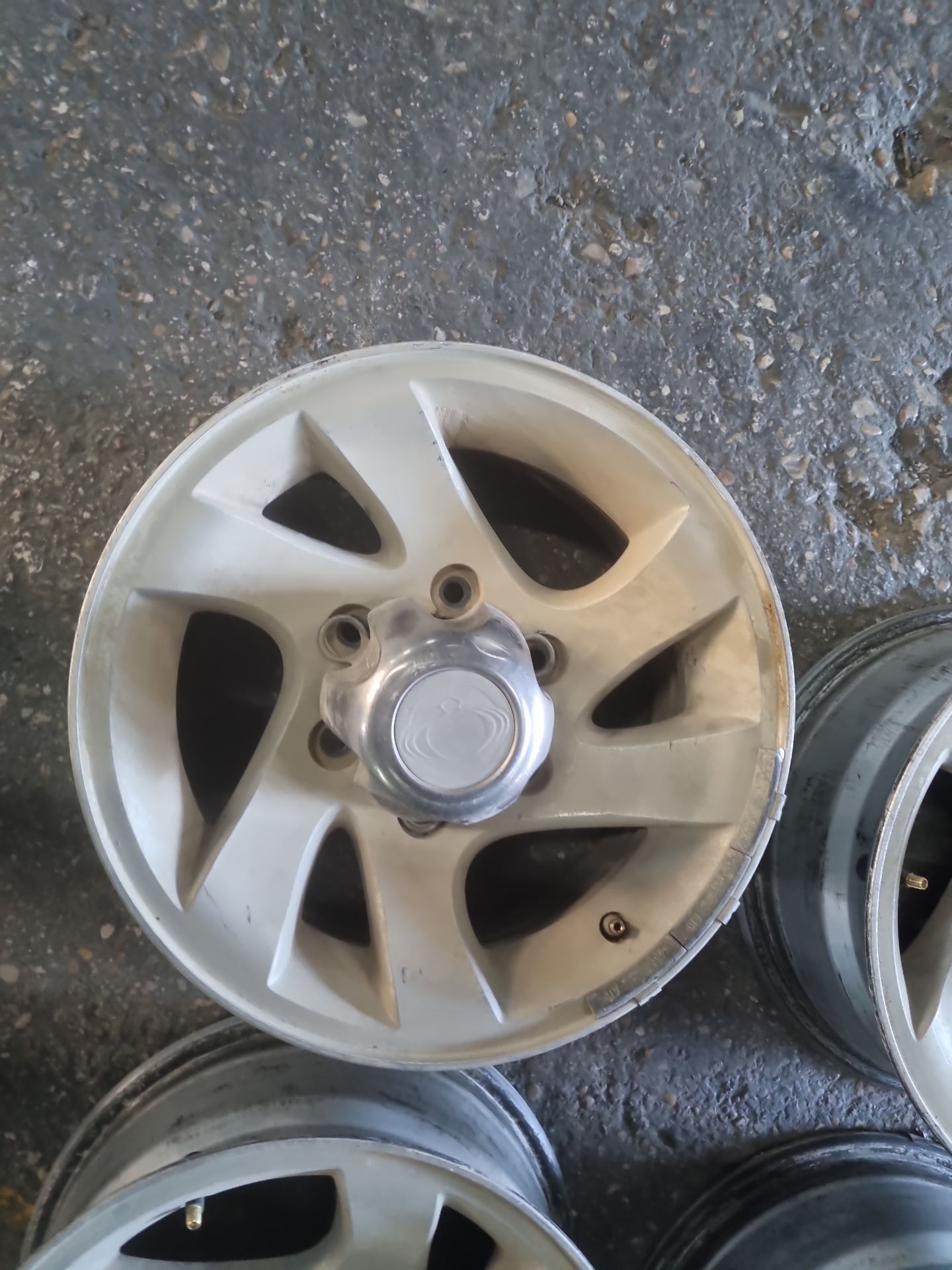 JUEGO LLANTAS SSANGYONG KORANDO 
