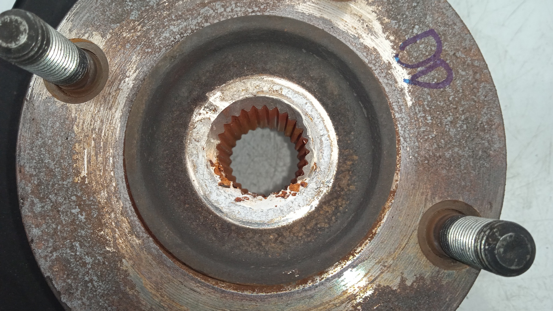 MANGUETA DELANTERA DERECHA MITSUBISHI COLT 639939