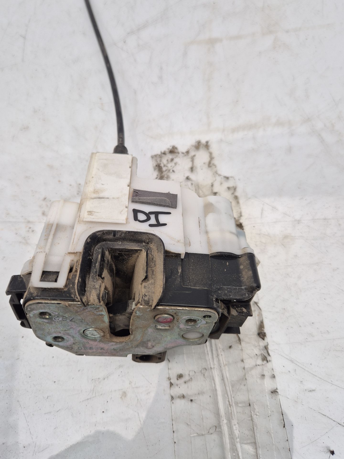 CERRADURA PUERTA DELANTERA IZQUIERDA FIAT PANDA 