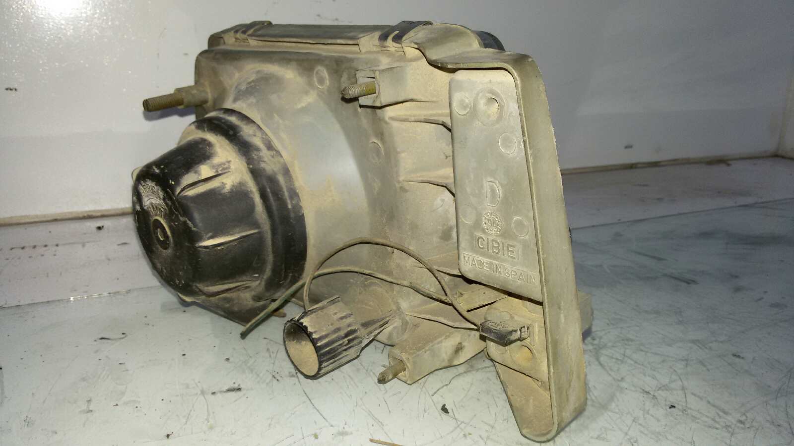 FARO DERECHO SEAT TERRA 