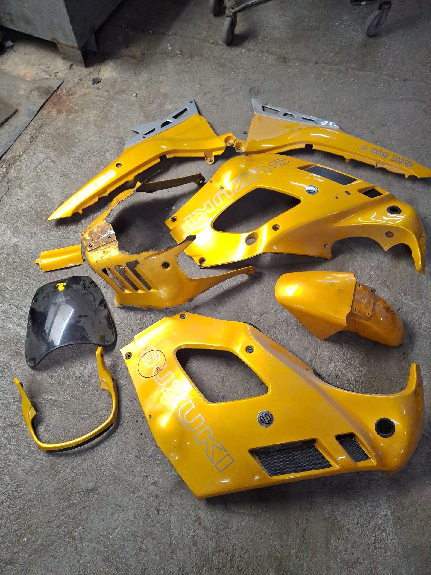  SUZUKI GSX GSX 600 F