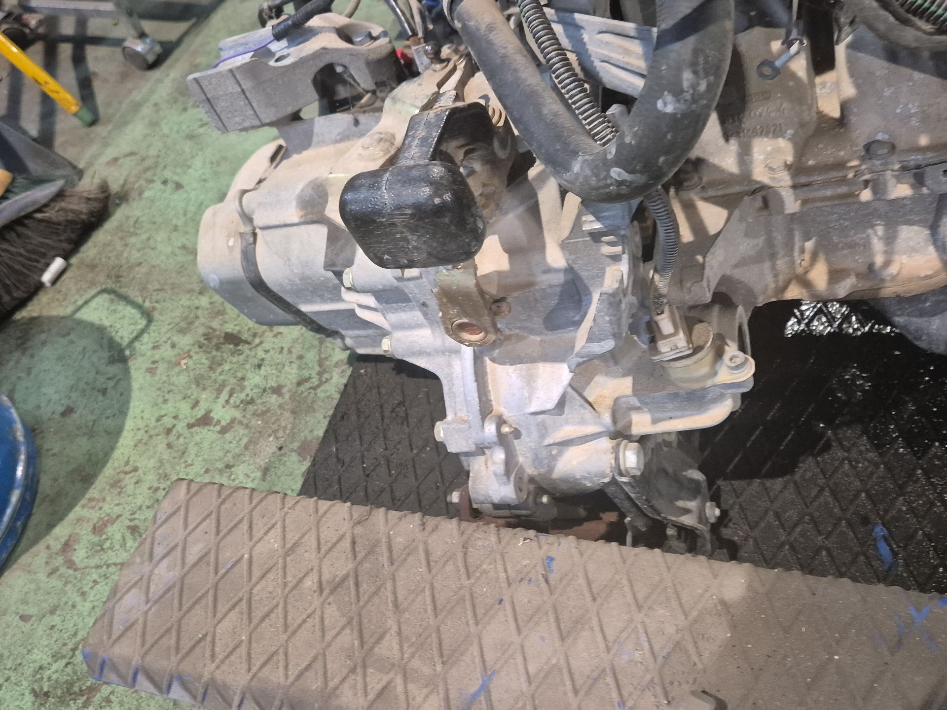 CAJA CAMBIOS CITROEN C3 