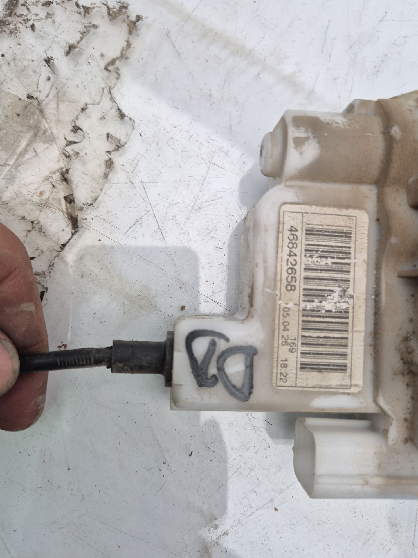 CERRADURA PUERTA DELANTERA DERECHA FIAT PANDA 