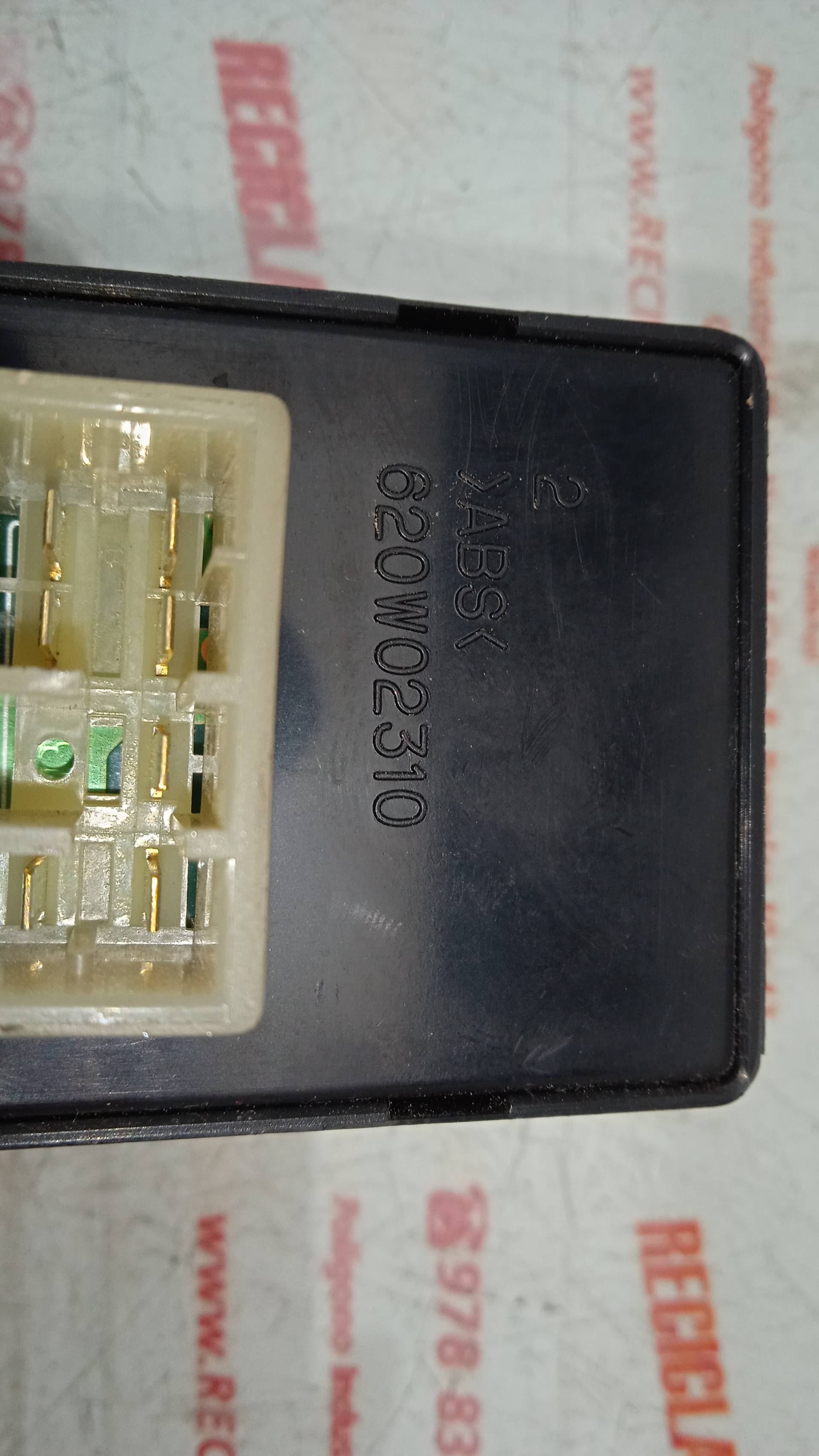 MANDO ELEVALUNAS DELANTERO IZQUIERDO HYUNDAI H-1 4CB