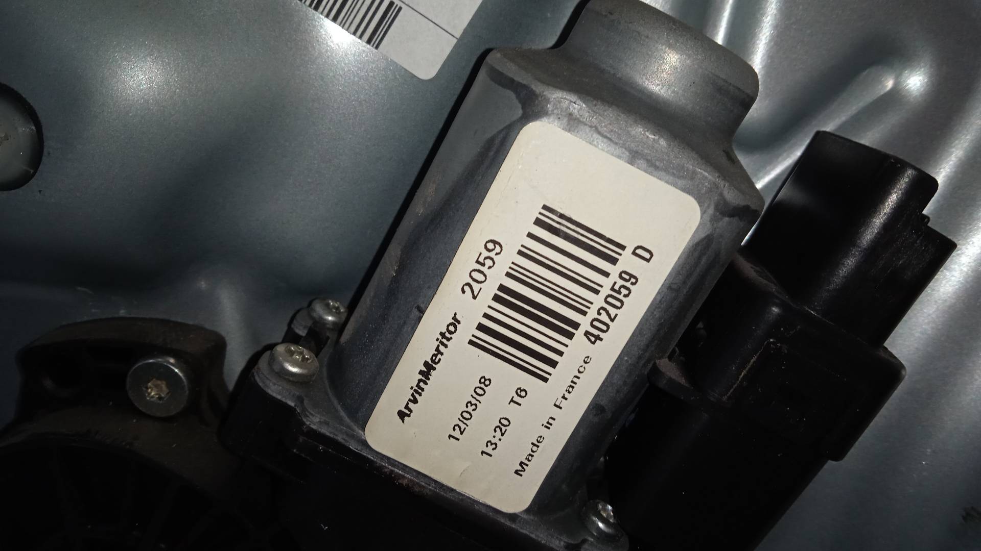 ELEVALUNAS TRASERO IZQUIERDO KIA CEED D4EA