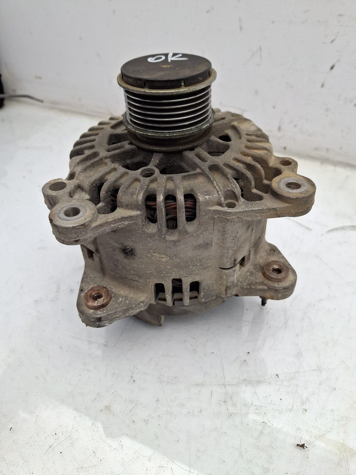ALTERNADOR VOLKSWAGEN TOURAN 