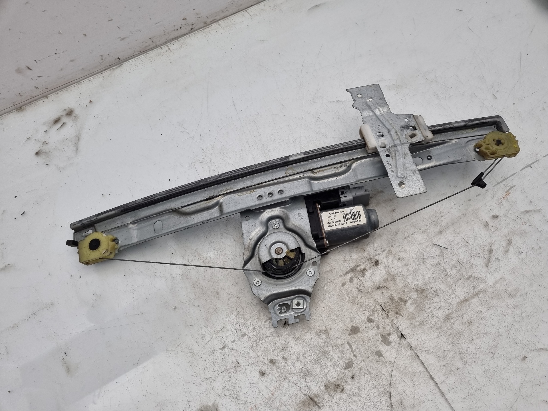 ELEVALUNAS DELANTERO IZQUIERDO PEUGEOT 207/207+ KFU