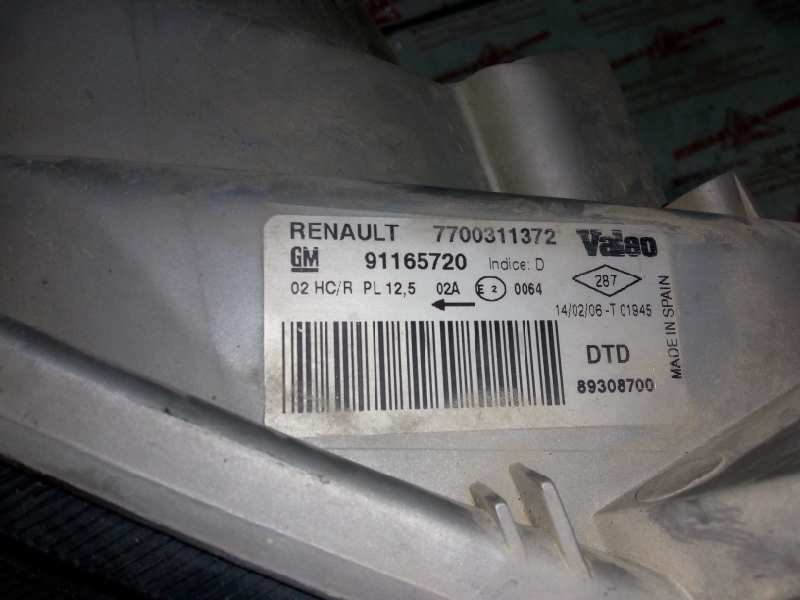 FARO DERECHO OPEL VIVARO G9U B7