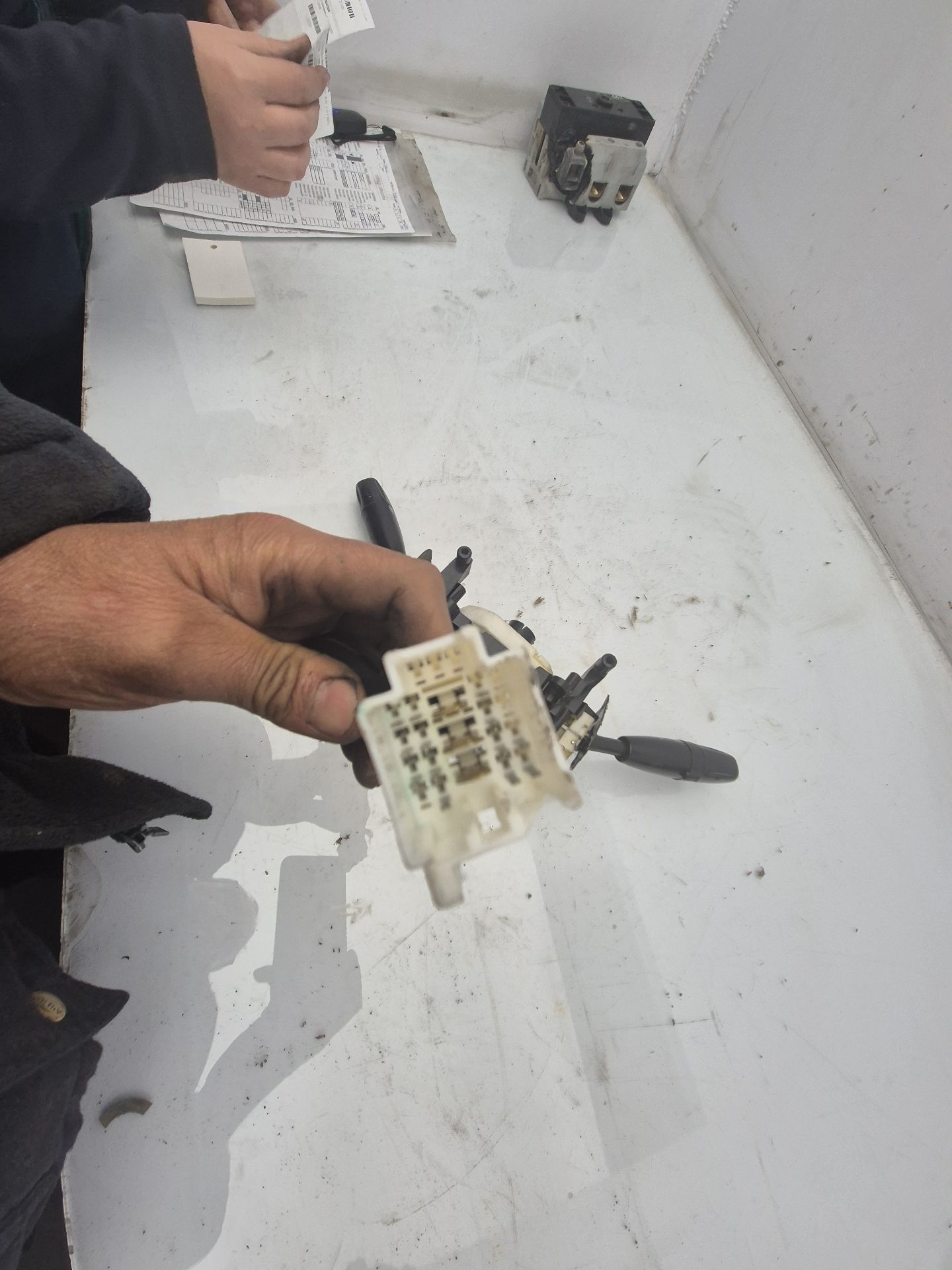 MANDO INTERMITENTES KIA CARENS 