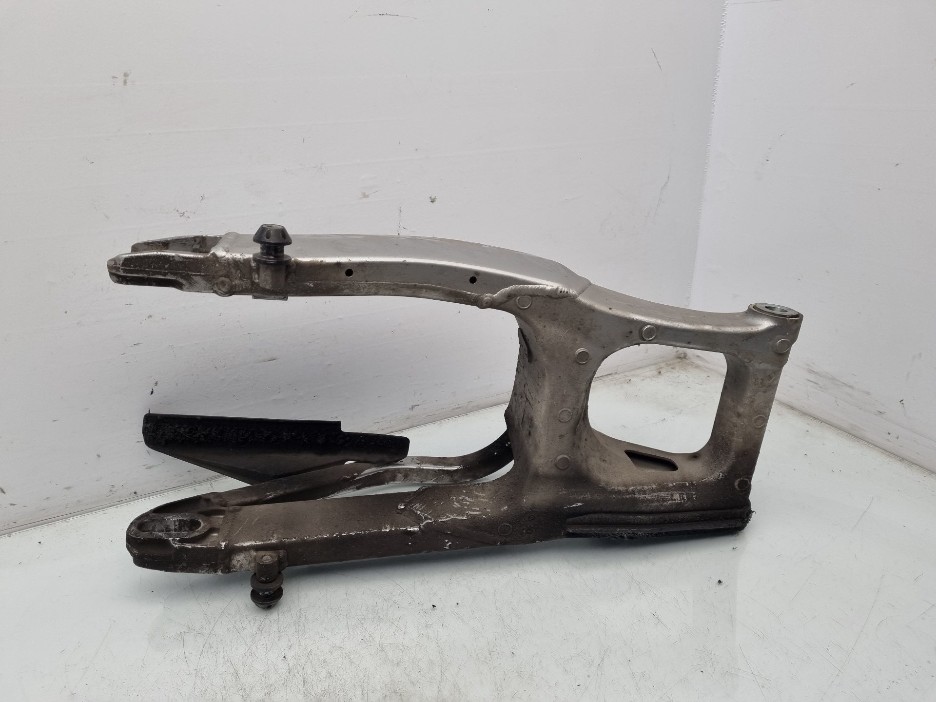 SOPORTE MOTOR TRASERO KAWASAKI VERSYS ER650AE