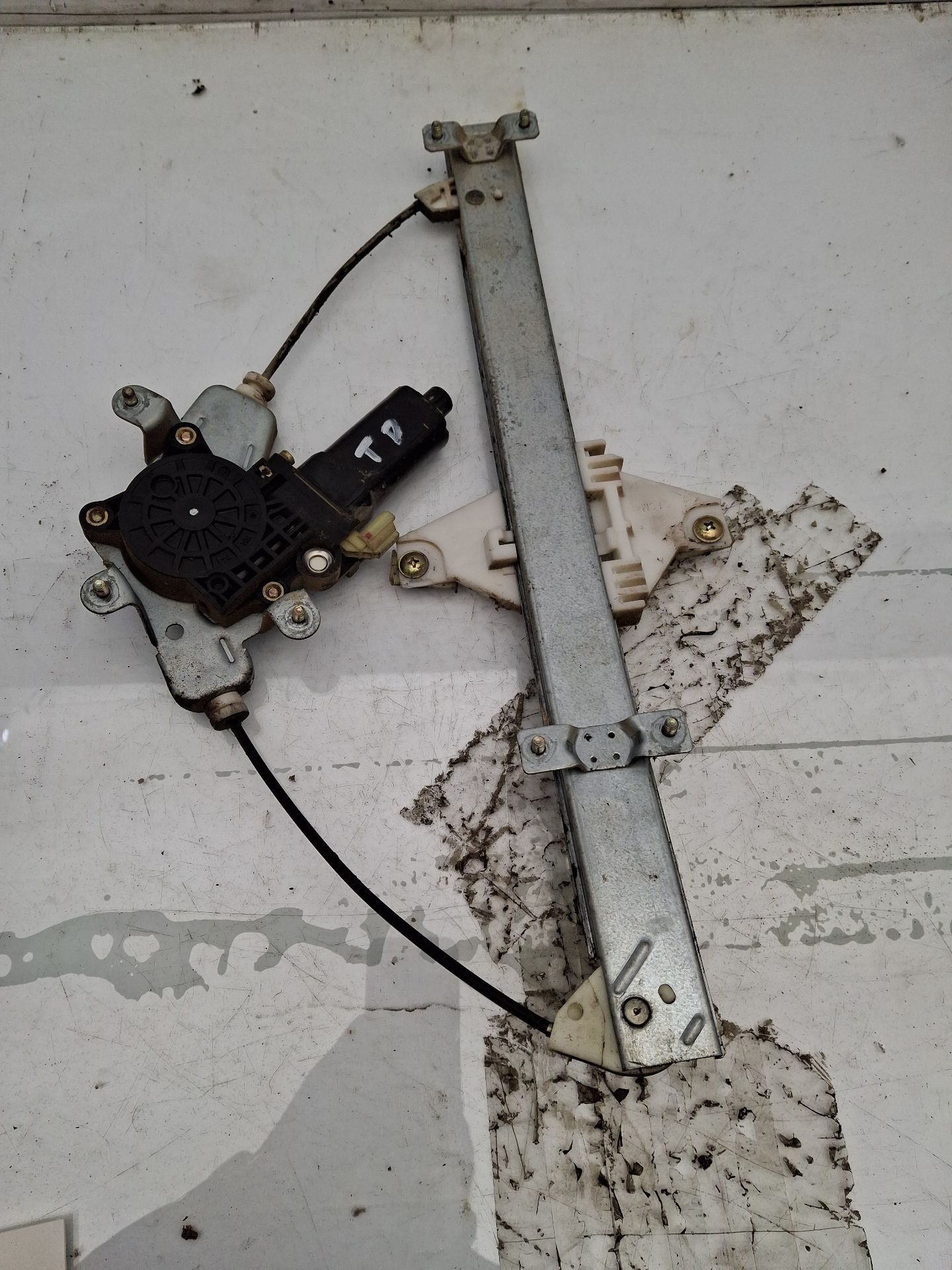 ELEVALUNAS TRASERO DERECHO HYUNDAI TERRACAN 