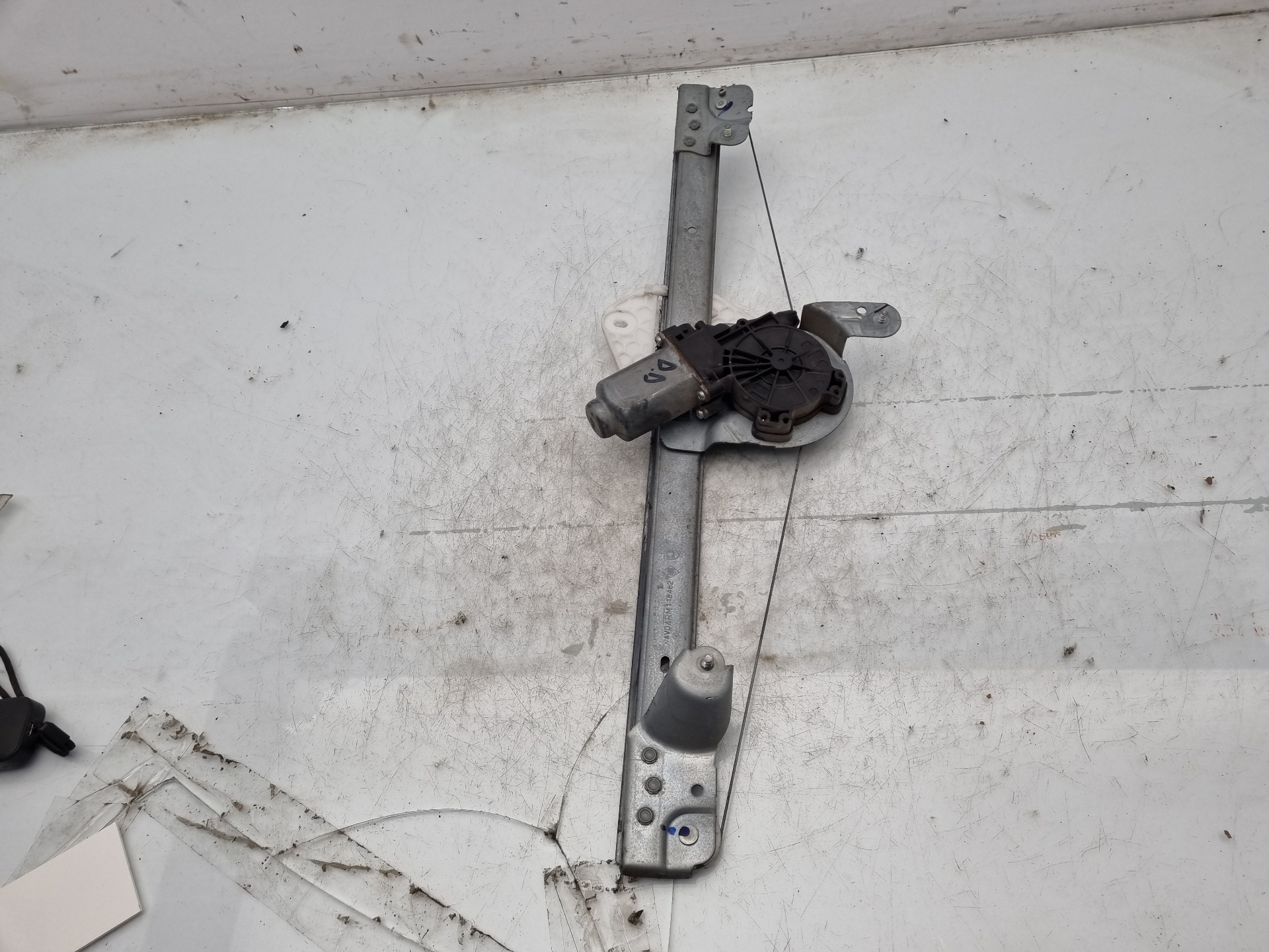 ELEVALUNAS DELANTERO DERECHO DACIA LOGAN K9K 8 7