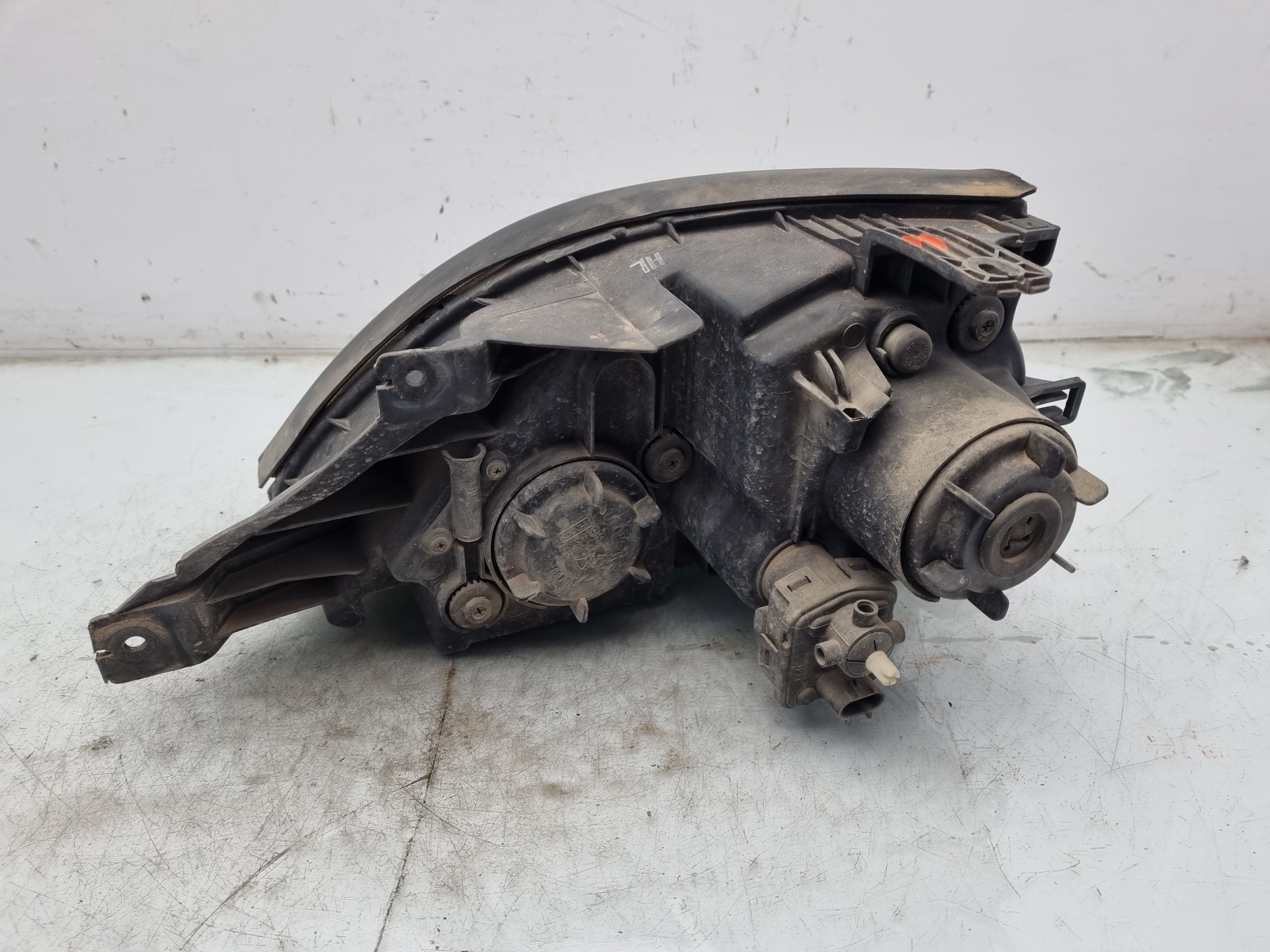 FARO DERECHO HYUNDAI TERRACAN J3