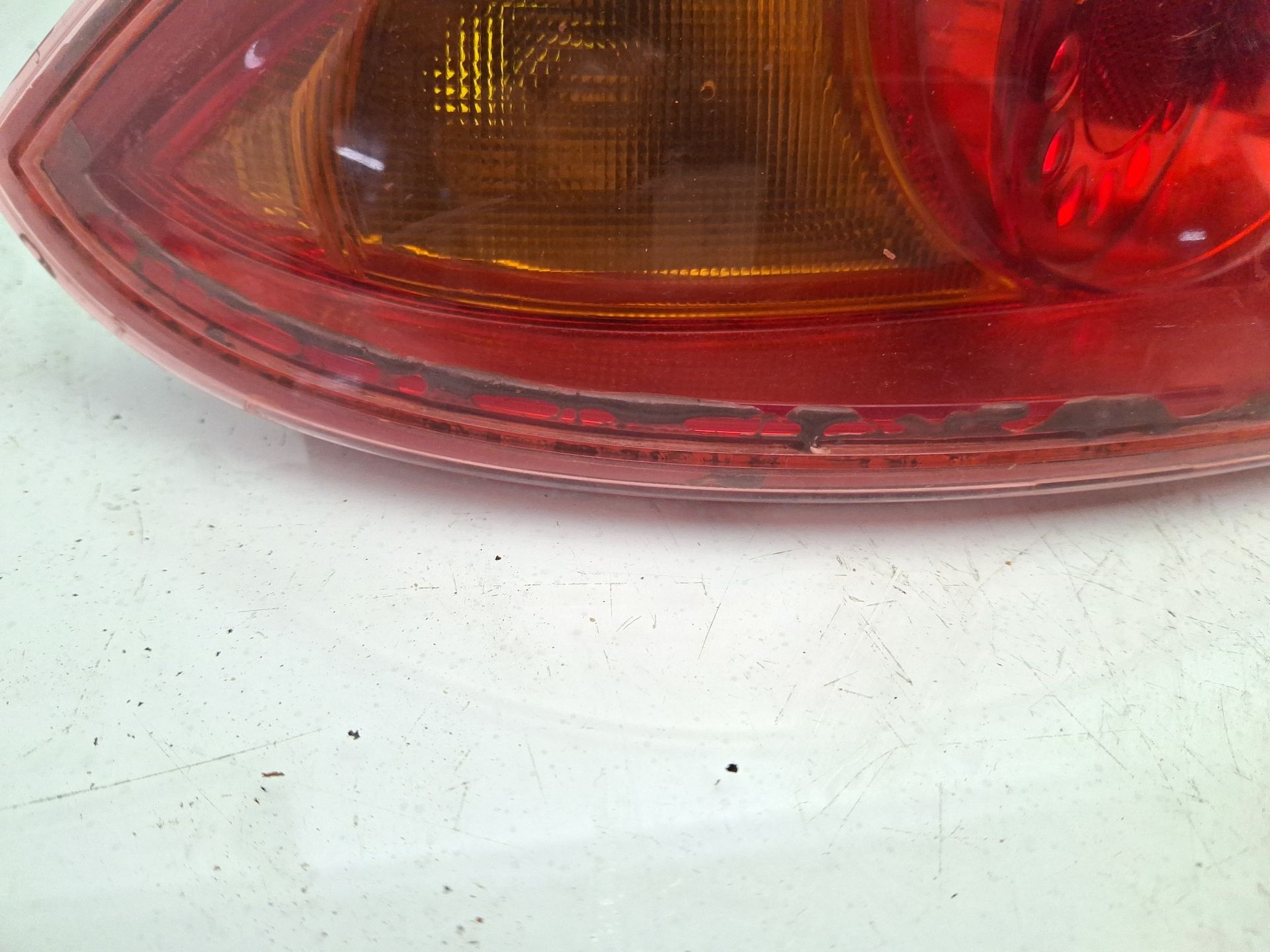 PILOTO TRASERO IZQUIERDO SEAT LEON 