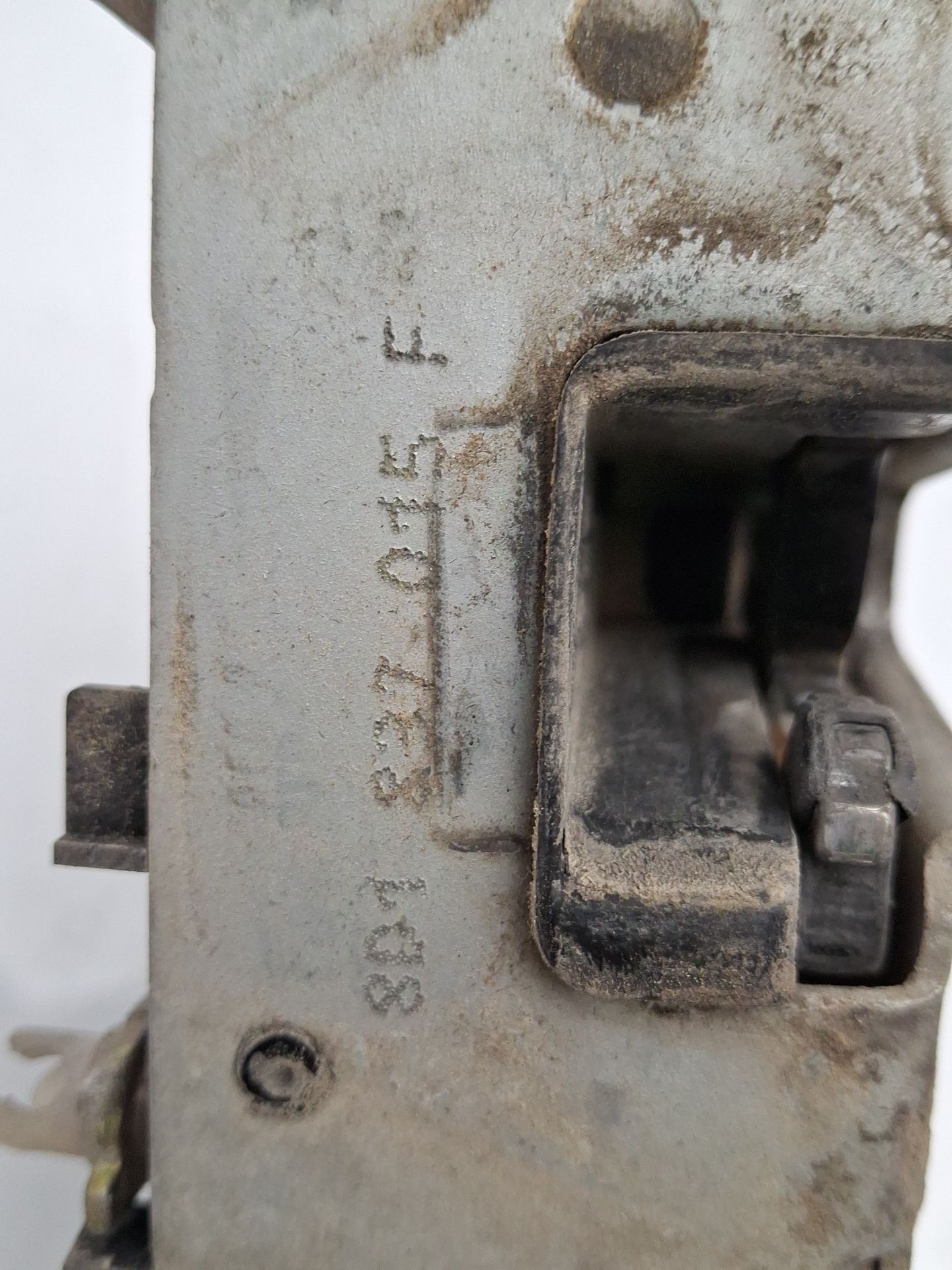 CERRADURA PUERTA DELANTERA IZQUIERDA AUDI A4 