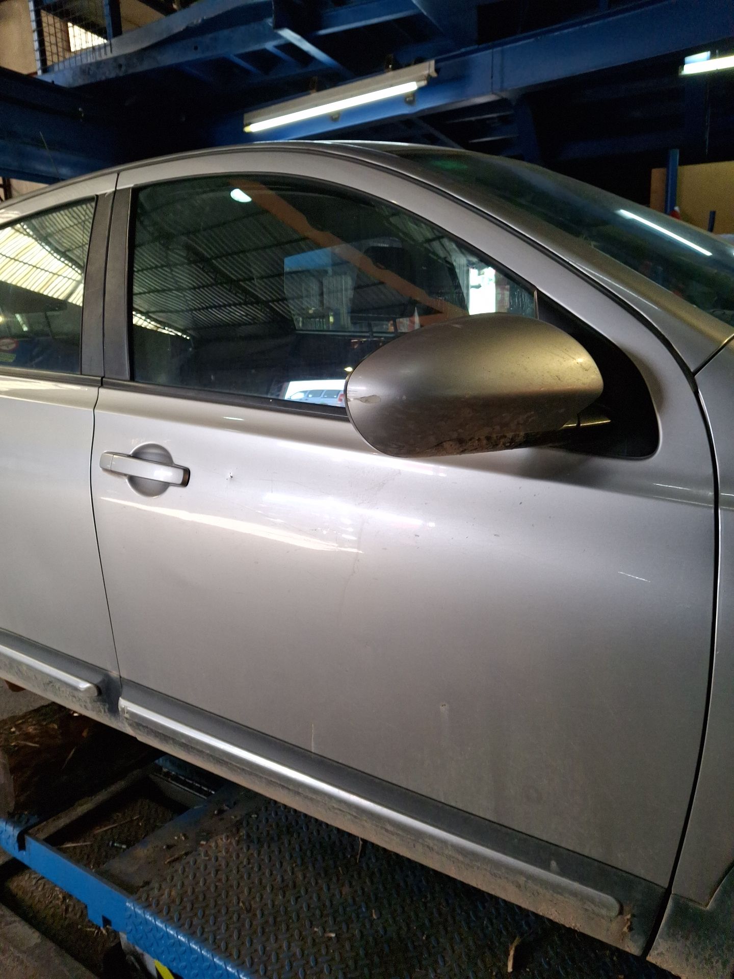 PUERTA DELANTERA DERECHA NISSAN QASHQAI 