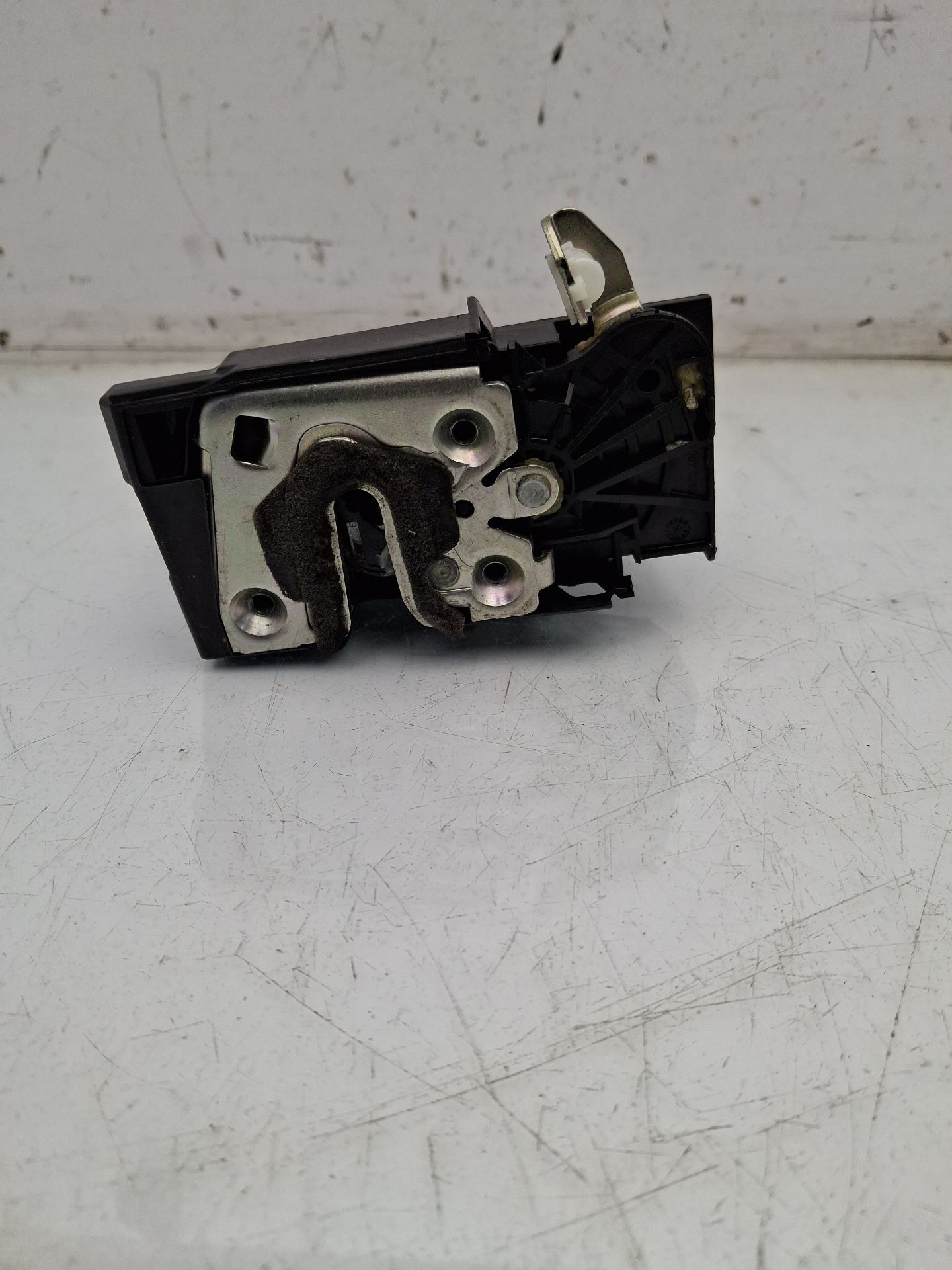 CERRADURA PUERTA TRASERA DERECHA DACIA SANDERO 