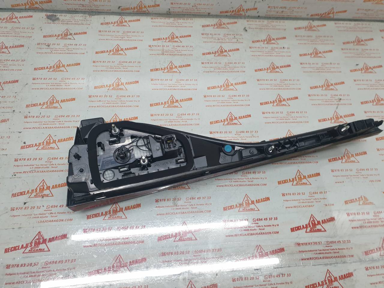 PILOTO TRASERO IZQUIERDO INTERIOR RENAULT MEGANE 