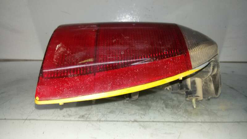 PILOTO TRASERO DERECHO RENAULT TWINGO C3G