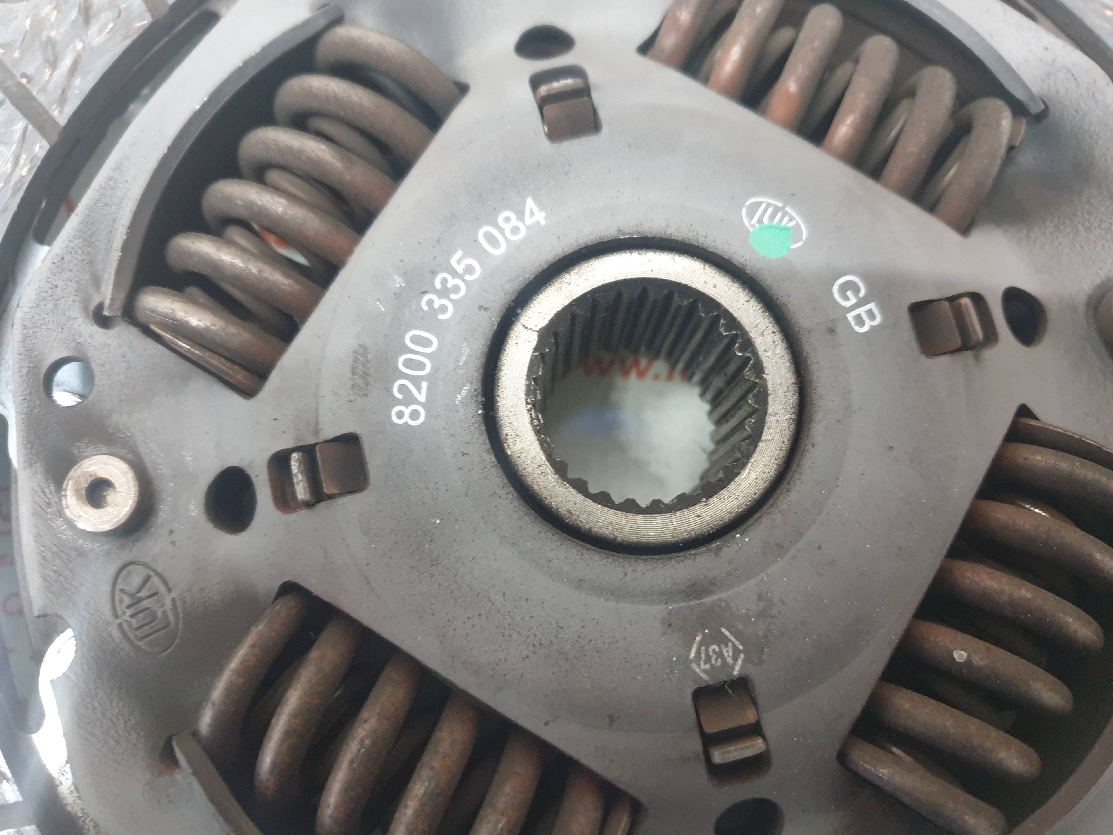 KIT EMBRAGUE DACIA SANDERO K9K892