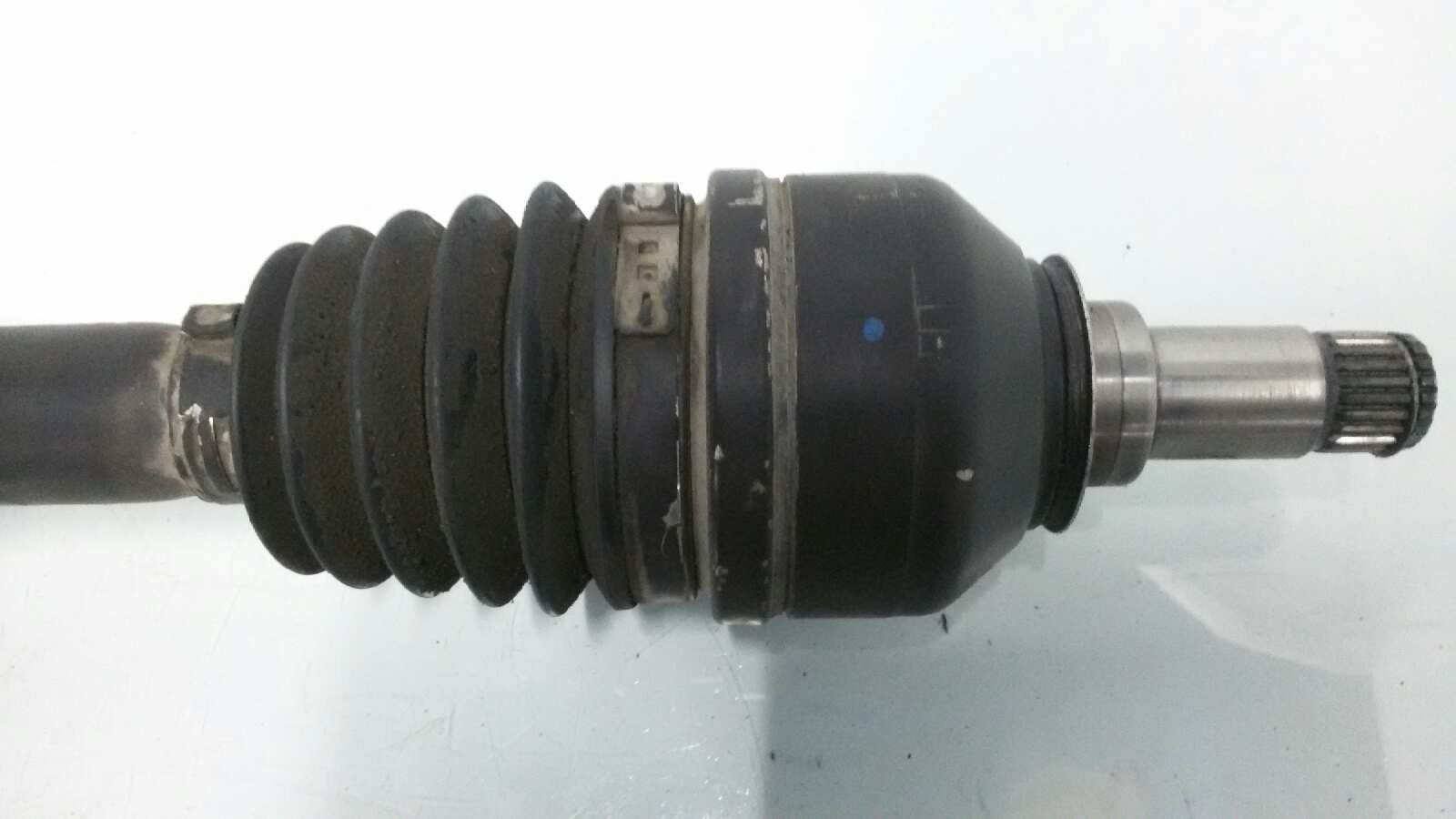 TRANSMISION DELANTERA IZQUIERDA MERCEDES-BENZ CLAS M166940