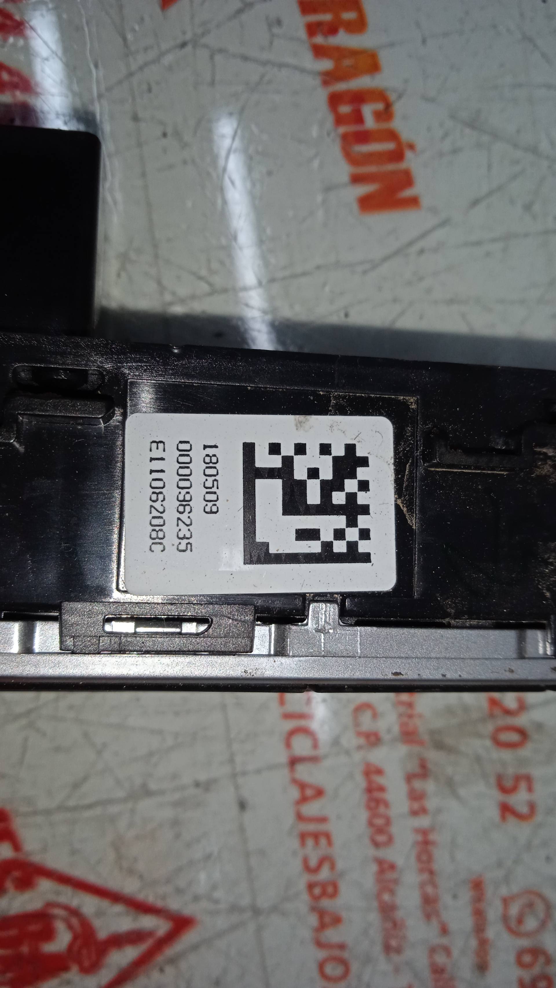 MANDO MULTIFUNCION RENAULT TALISMAN 