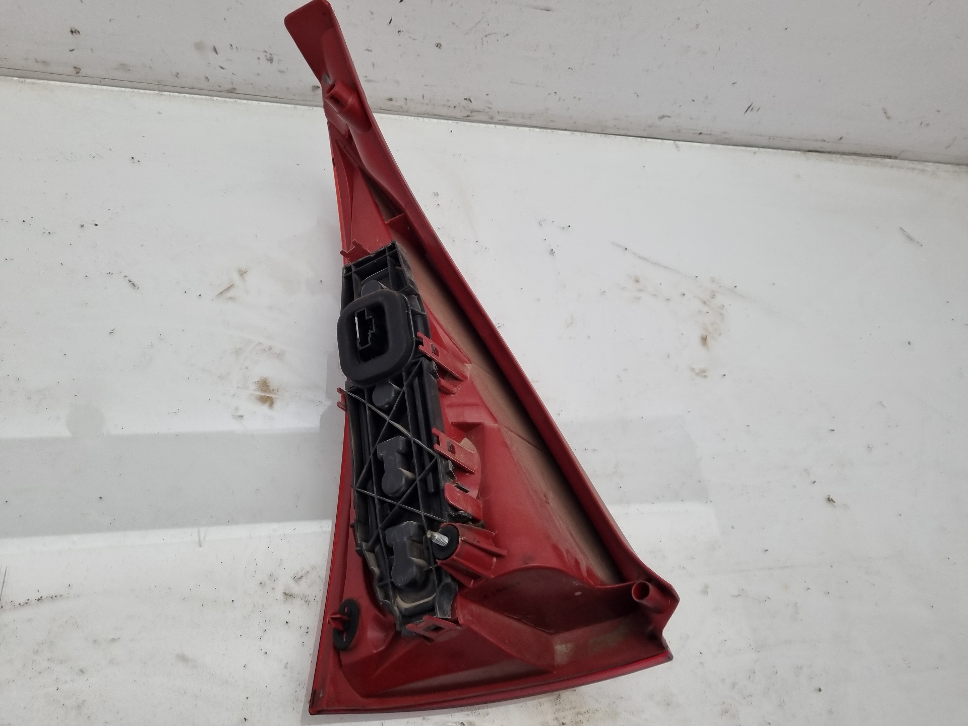 PILOTO TRASERO DERECHO CITROEN C3 8HX