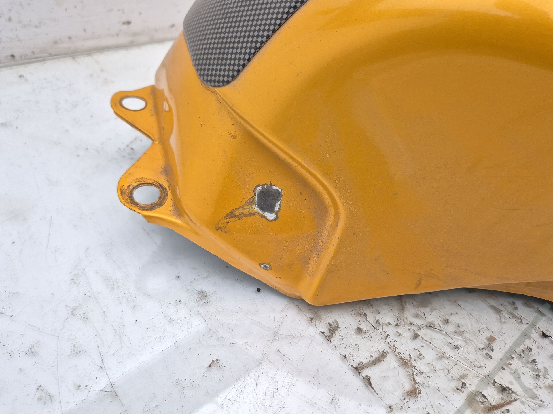 DEPOSITO COMBUSTIBLE SUZUKI GSX 
