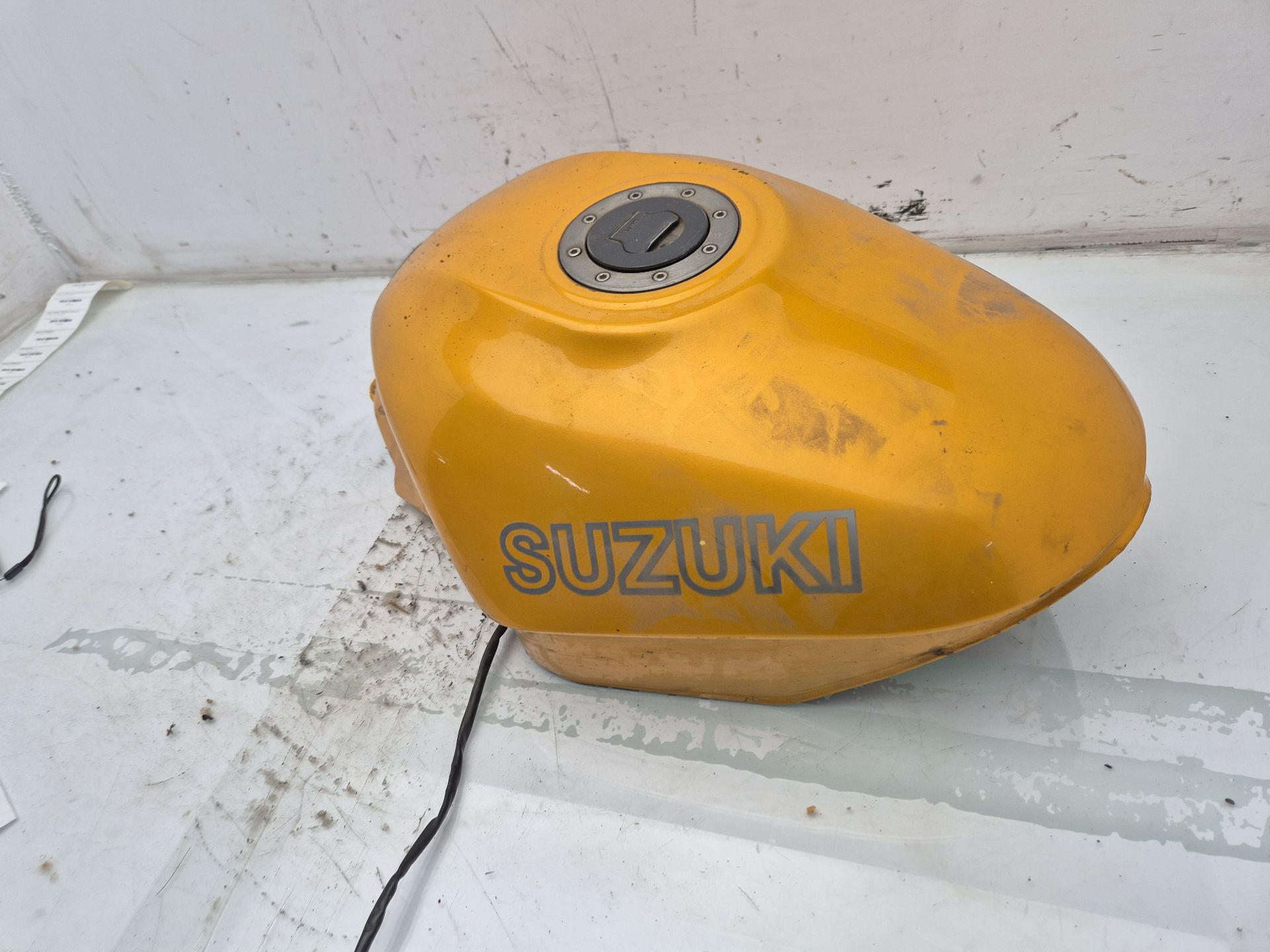 DEPOSITO COMBUSTIBLE SUZUKI GSX 