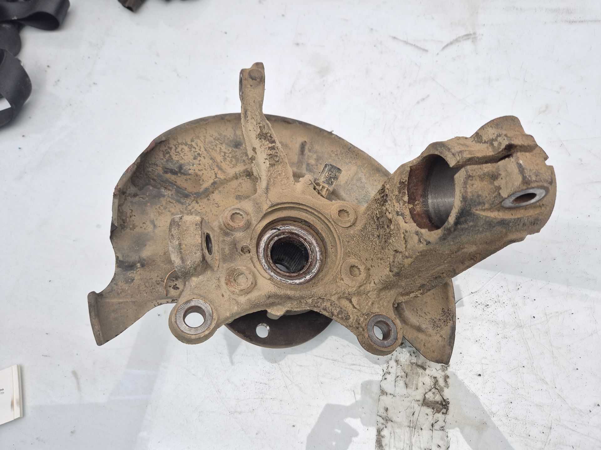 MANGUETA DELANTERA IZQUIERDA VOLKSWAGEN TOURAN 