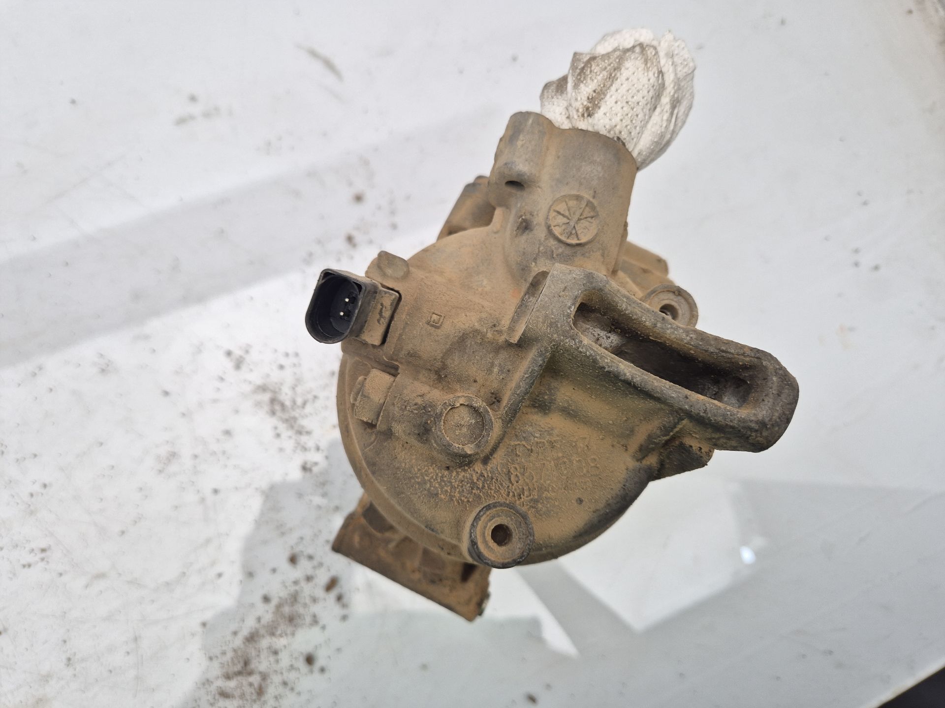 COMPRESOR AIRE ACONDICIONADO VOLKSWAGEN TOURAN 