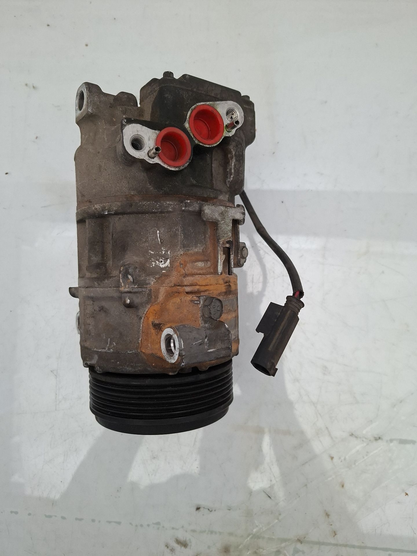 COMPRESOR AIRE ACONDICIONADO BMW 1 