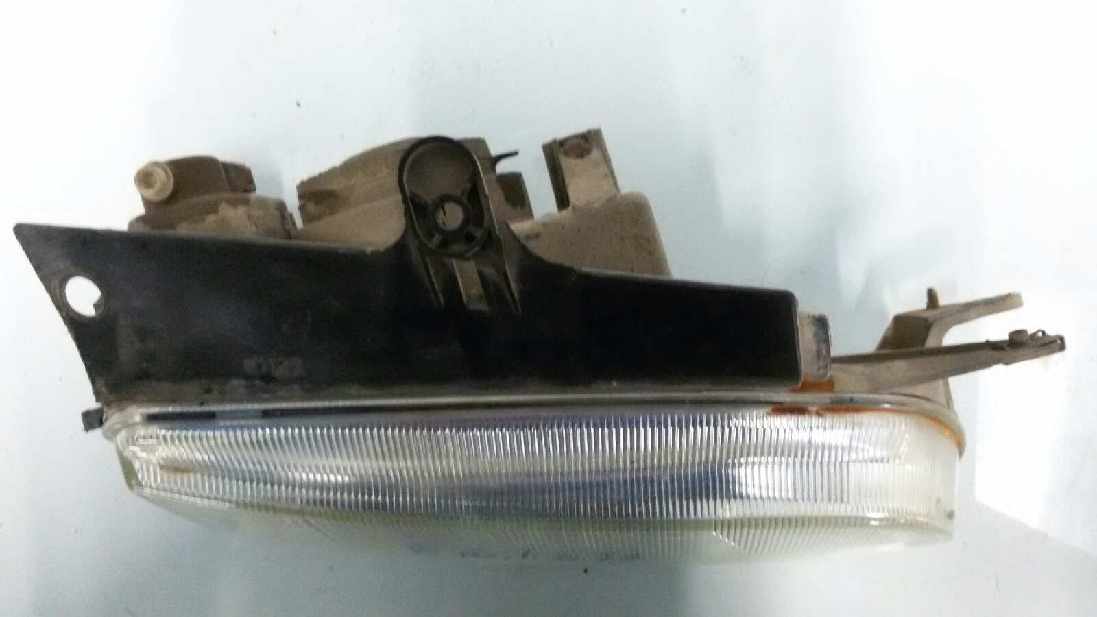 FARO DERECHO CITROEN BERLINGO WJZ