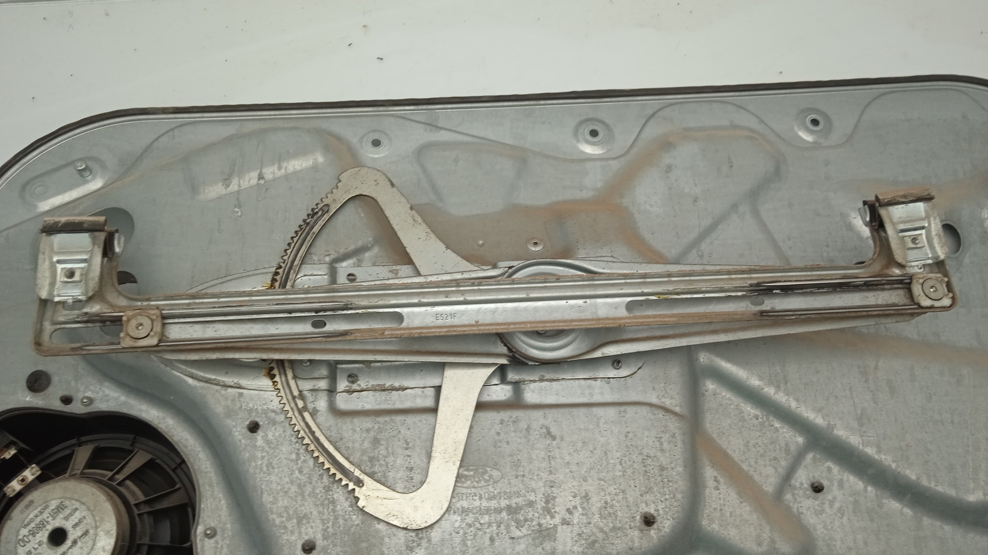 ELEVALUNAS DELANTERO IZQUIERDO FORD FOCUS G6DA