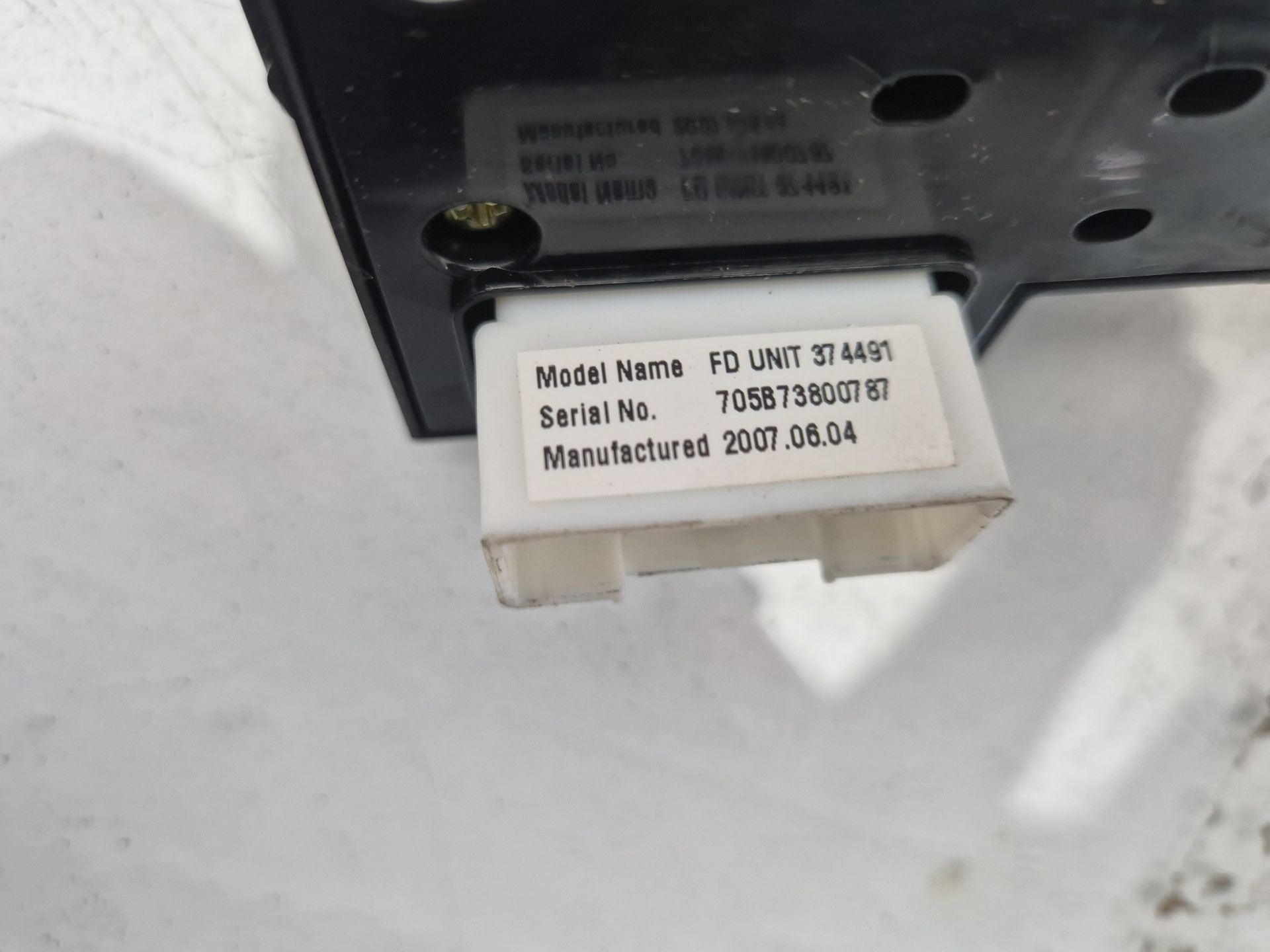 MANDO ELEVALUNAS DELANTERO IZQUIERDO HYUNDAI i30 