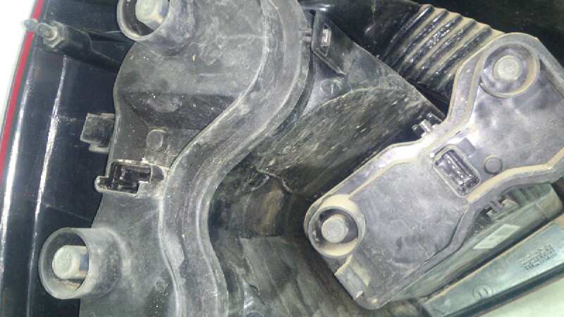 PILOTO TRASERO DERECHO RENAULT MEGANE F9Q-B8